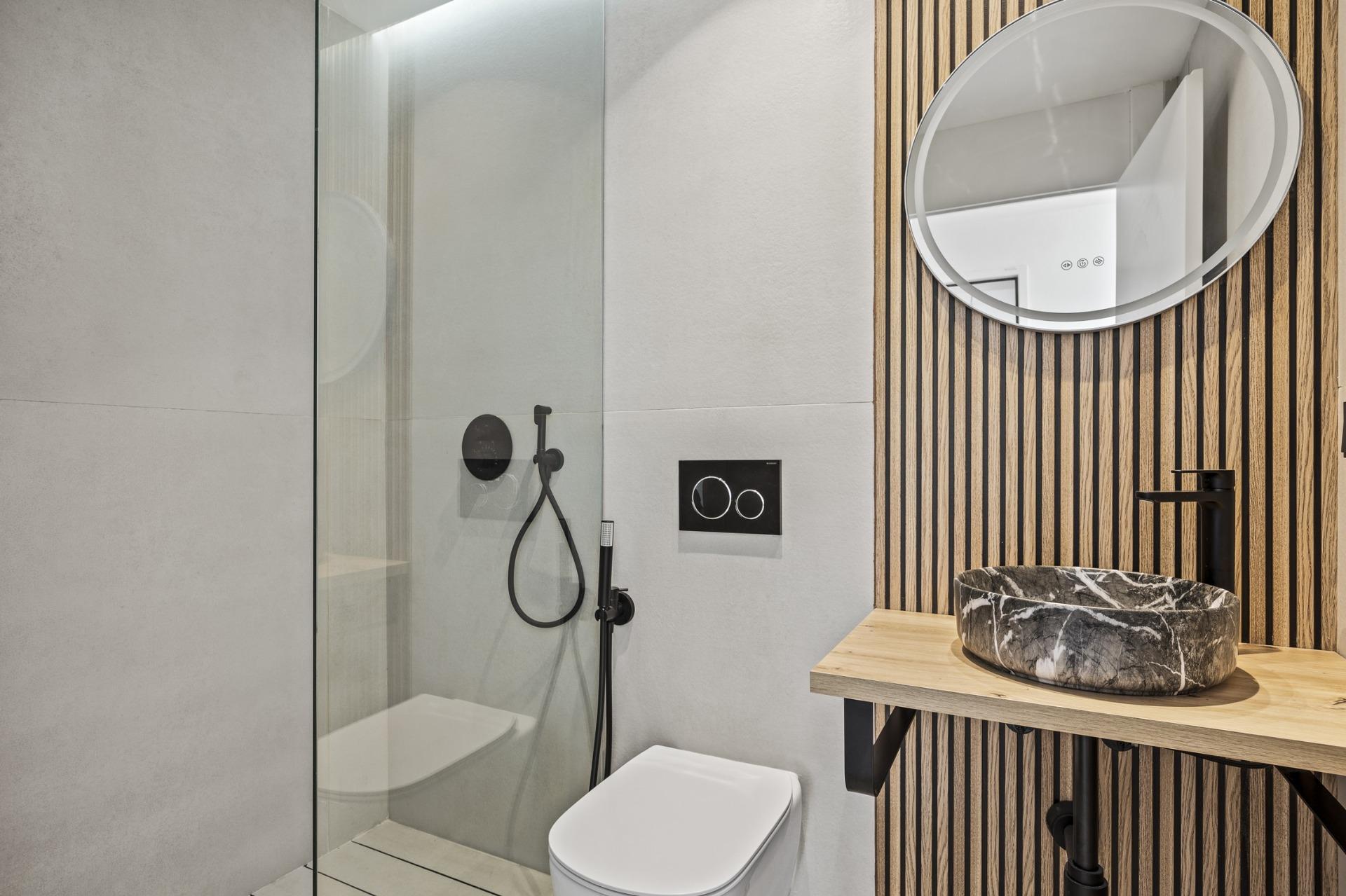 3 Bed, 2 Bath, ApartmentFor Sale, Estepona, Malaga