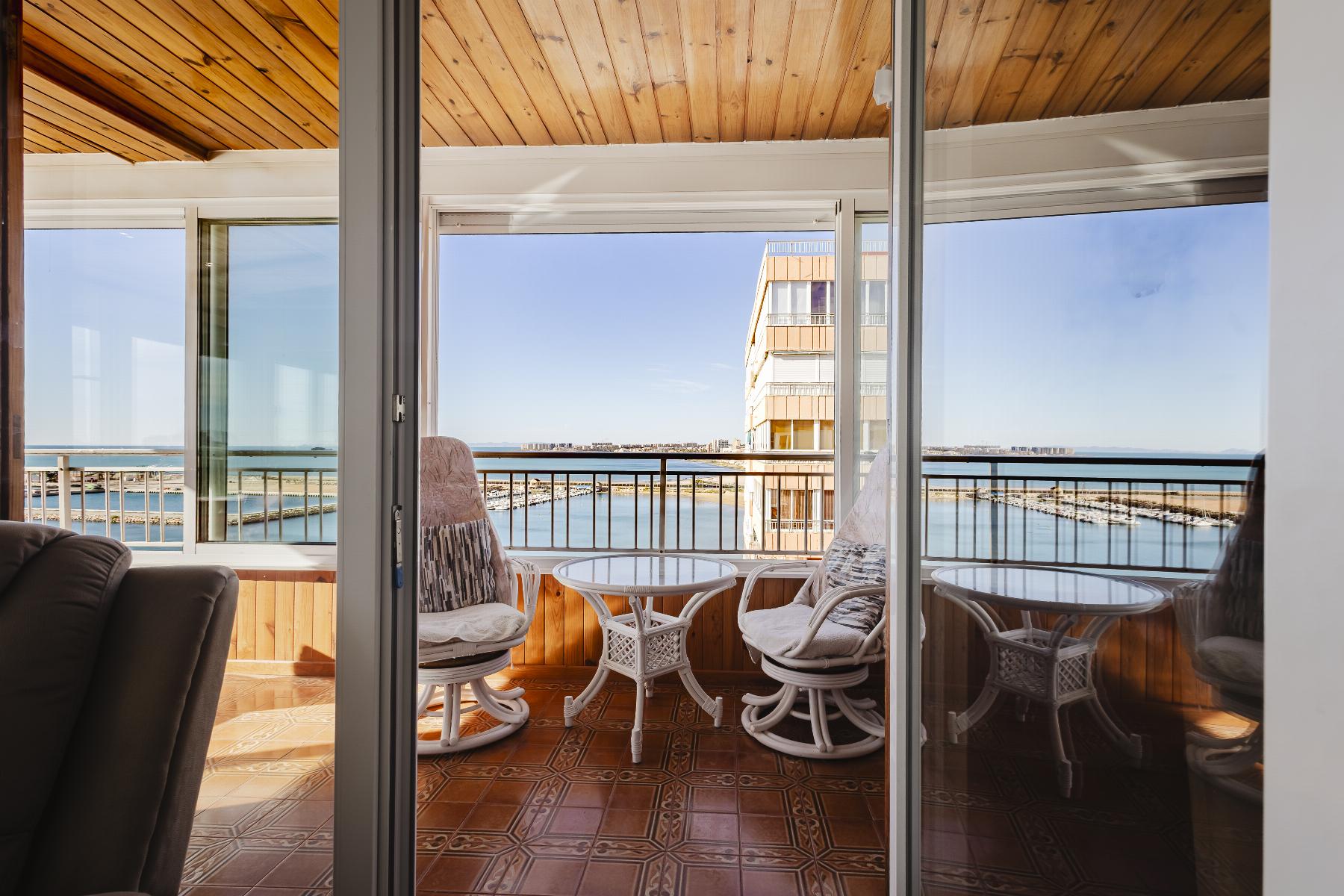 3 Bed, 2 Bath, ApartmentFor Sale, Torrevieja, Alicante