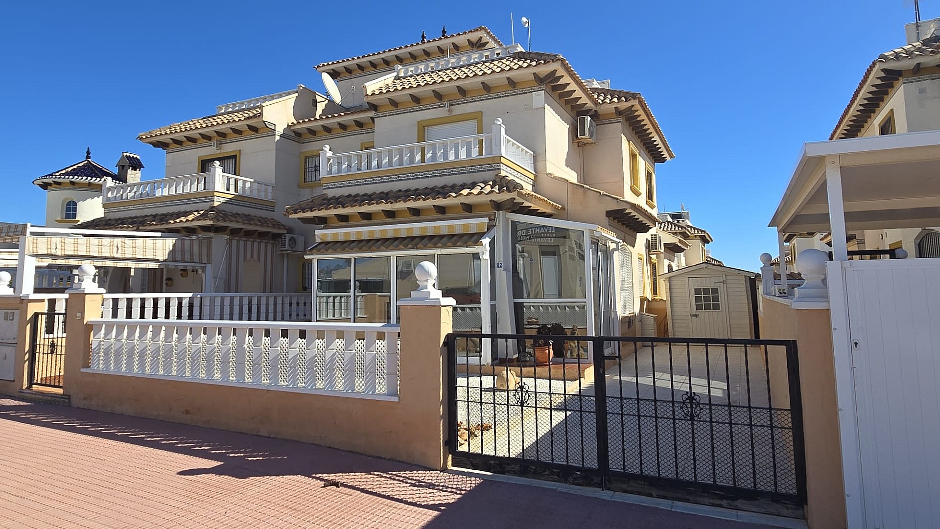 2 Bed, 2 Bath, HouseFor Sale, Orihuela Costa, Alicante