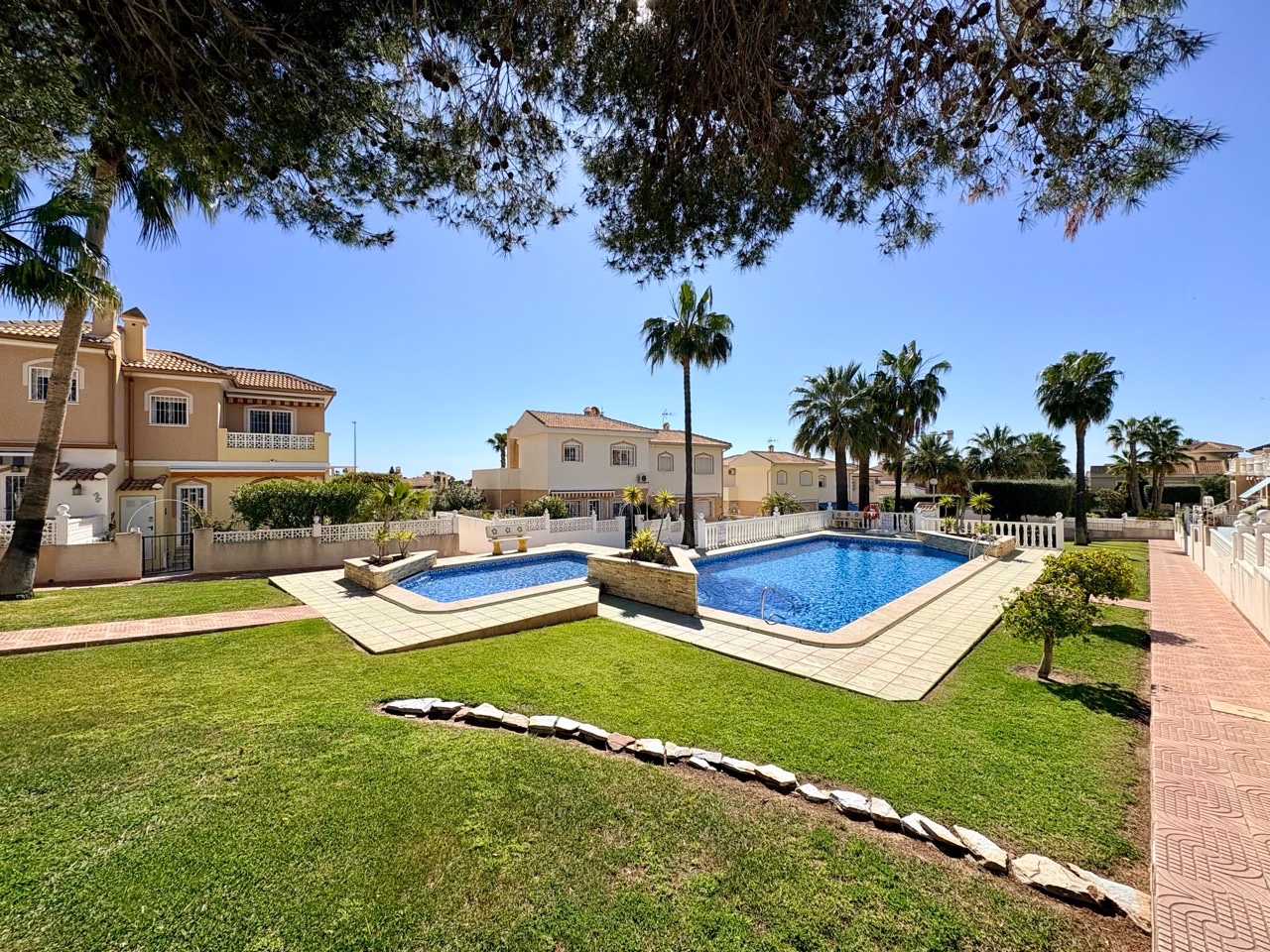 2 Bed, 1 Bath, HouseFor Sale, Rojales, Alicante