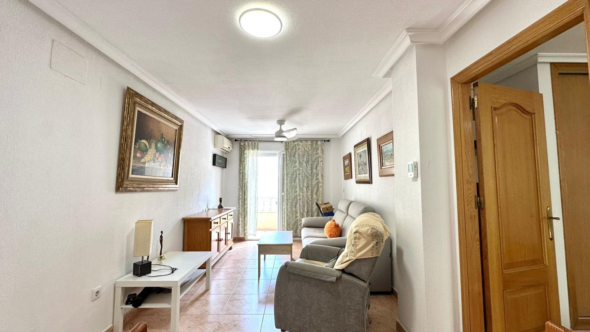 2 Bed, 1 Bath, ApartmentFor Sale, Torrevieja, Alicante