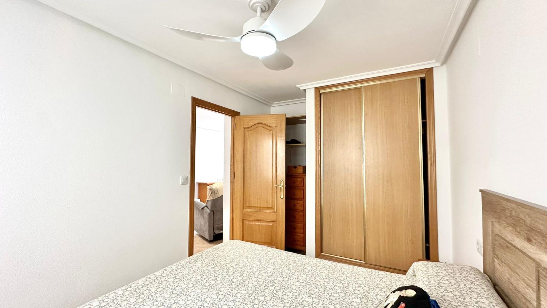 2 Bed, 1 Bath, ApartmentFor Sale, Torrevieja, Alicante