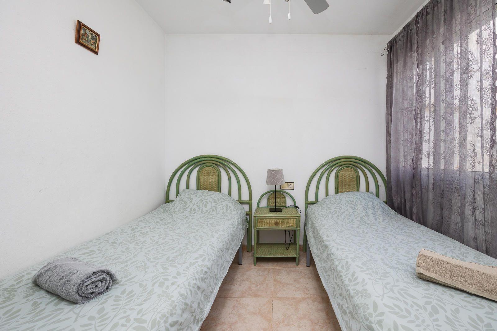 3 Bed, 1 Bath, HouseFor Sale, Torrevieja, Alicante