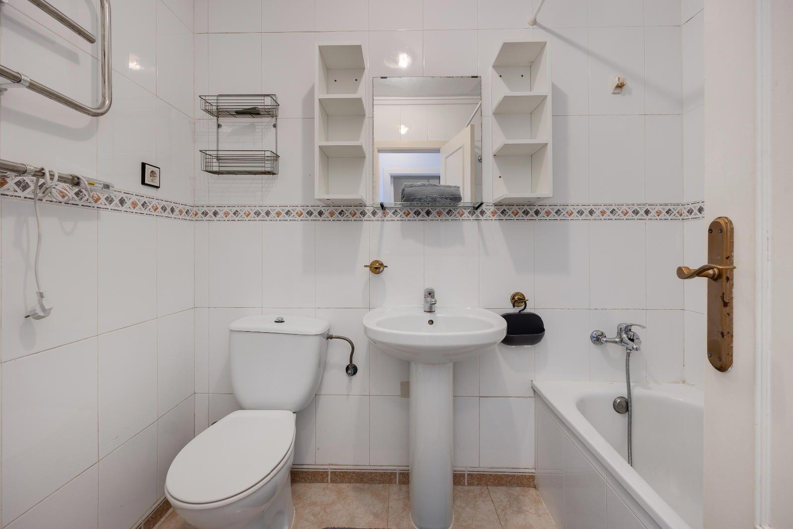 3 Bed, 1 Bath, HouseFor Sale, Torrevieja, Alicante