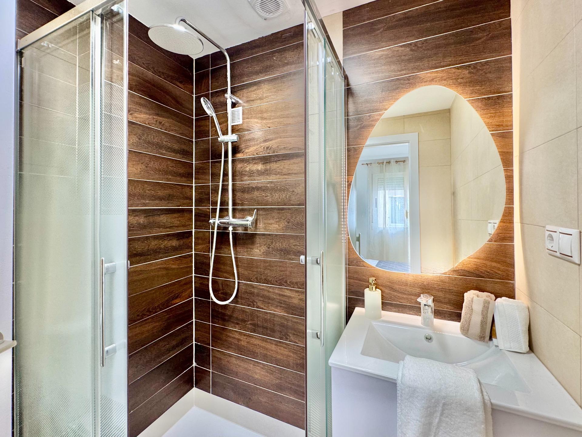 3 Bed, 2 Bath, ApartmentFor Sale, Torrevieja, Alicante