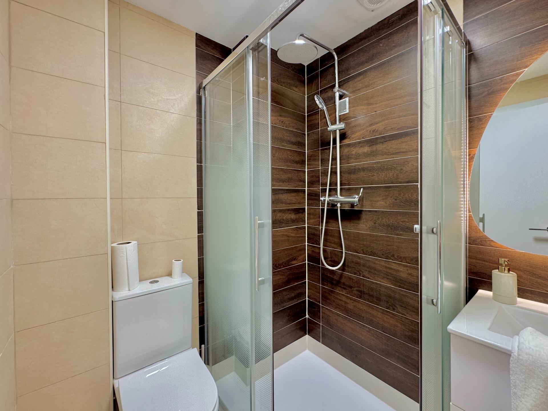 3 Bed, 2 Bath, ApartmentFor Sale, Torrevieja, Alicante