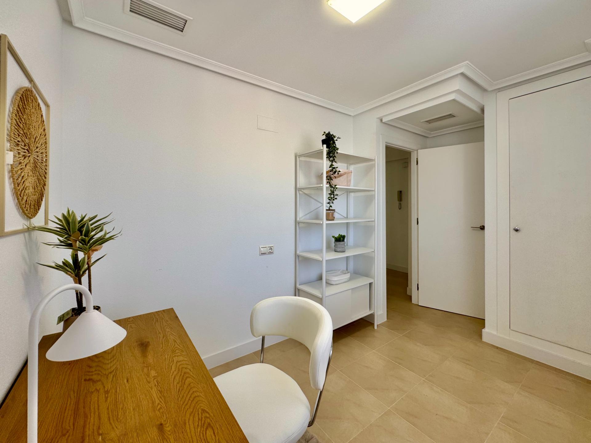 3 Bed, 2 Bath, ApartmentFor Sale, Torrevieja, Alicante