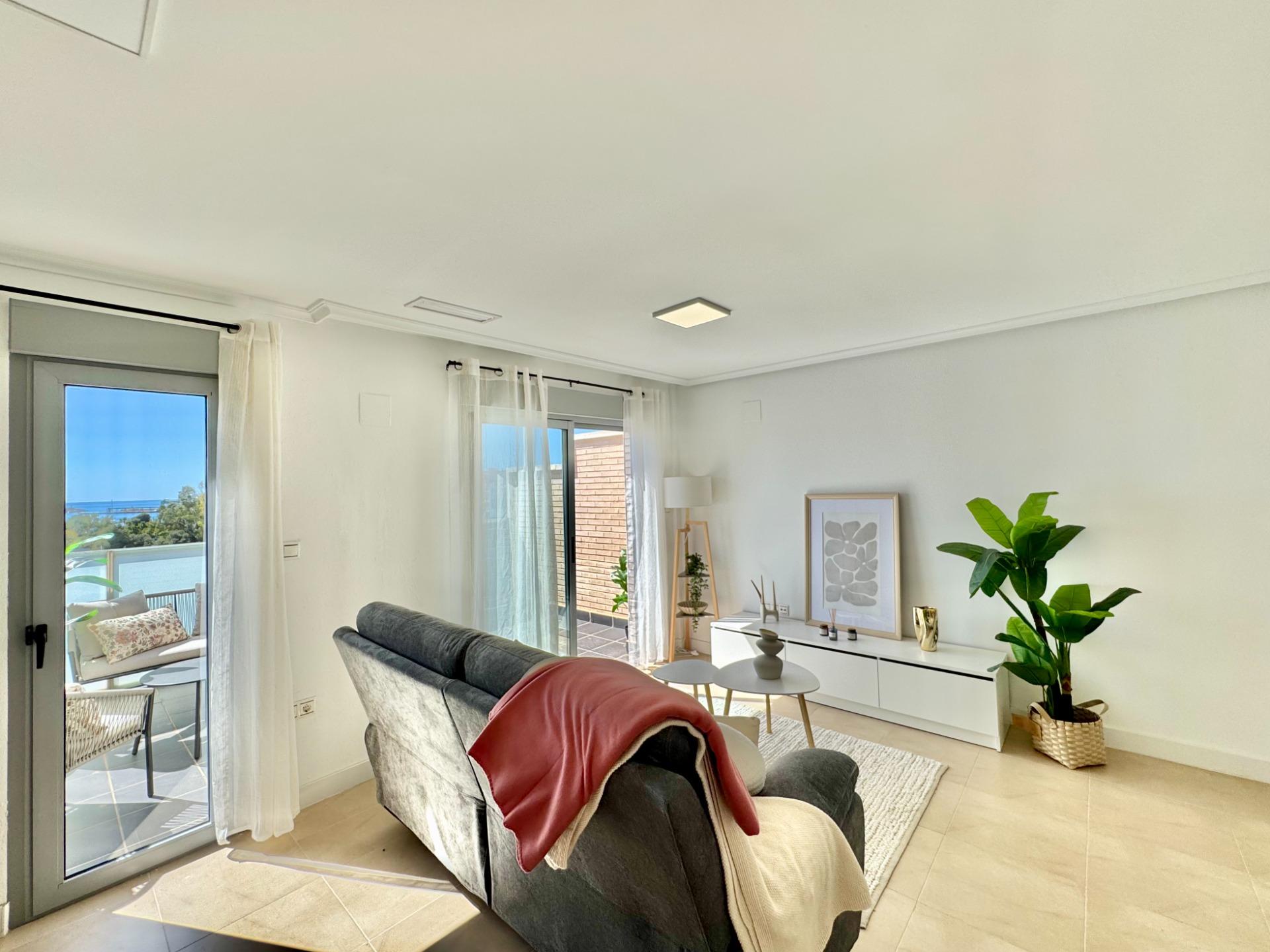 3 Bed, 2 Bath, ApartmentFor Sale, Torrevieja, Alicante