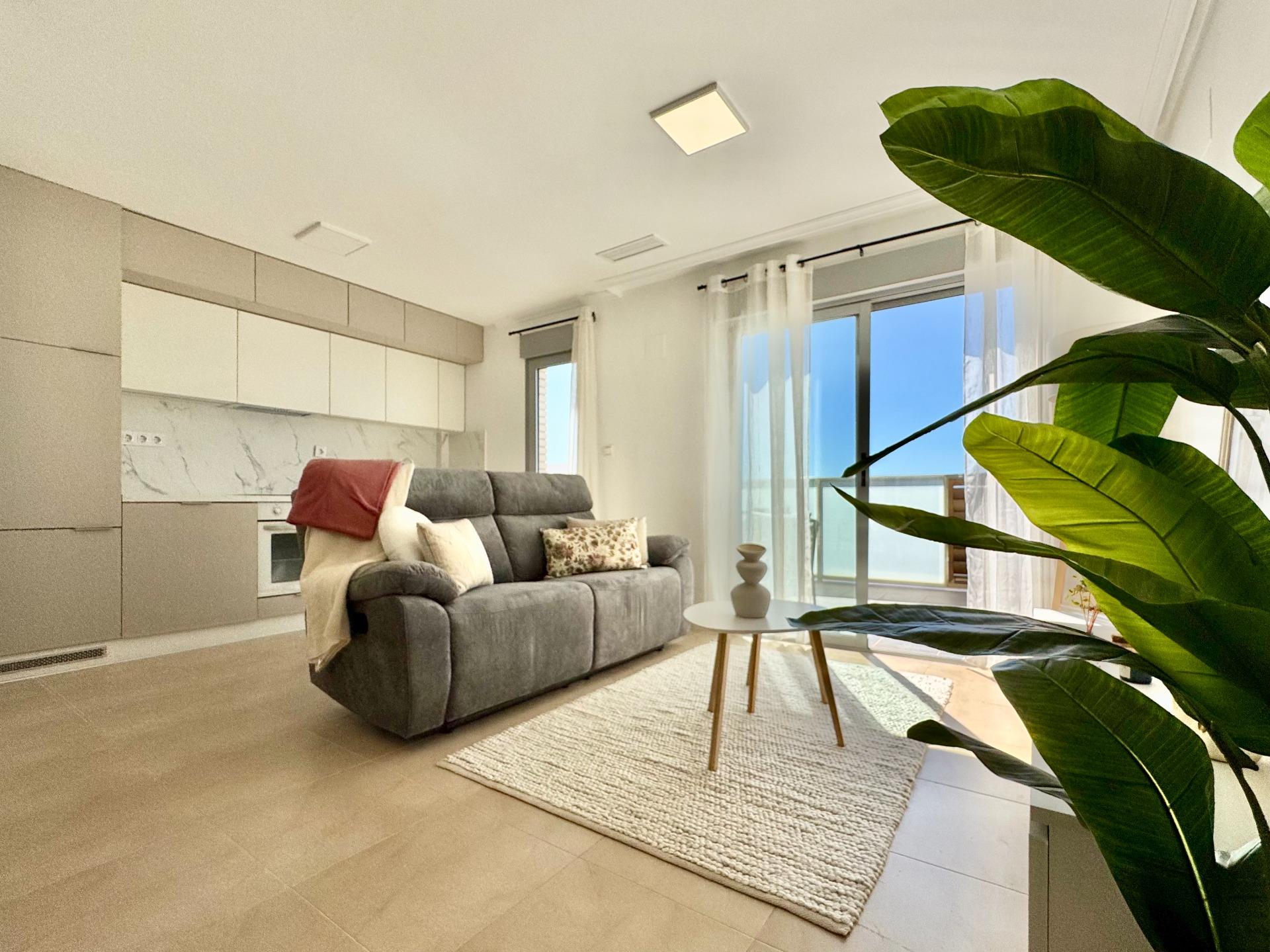 3 Bed, 2 Bath, ApartmentFor Sale, Torrevieja, Alicante