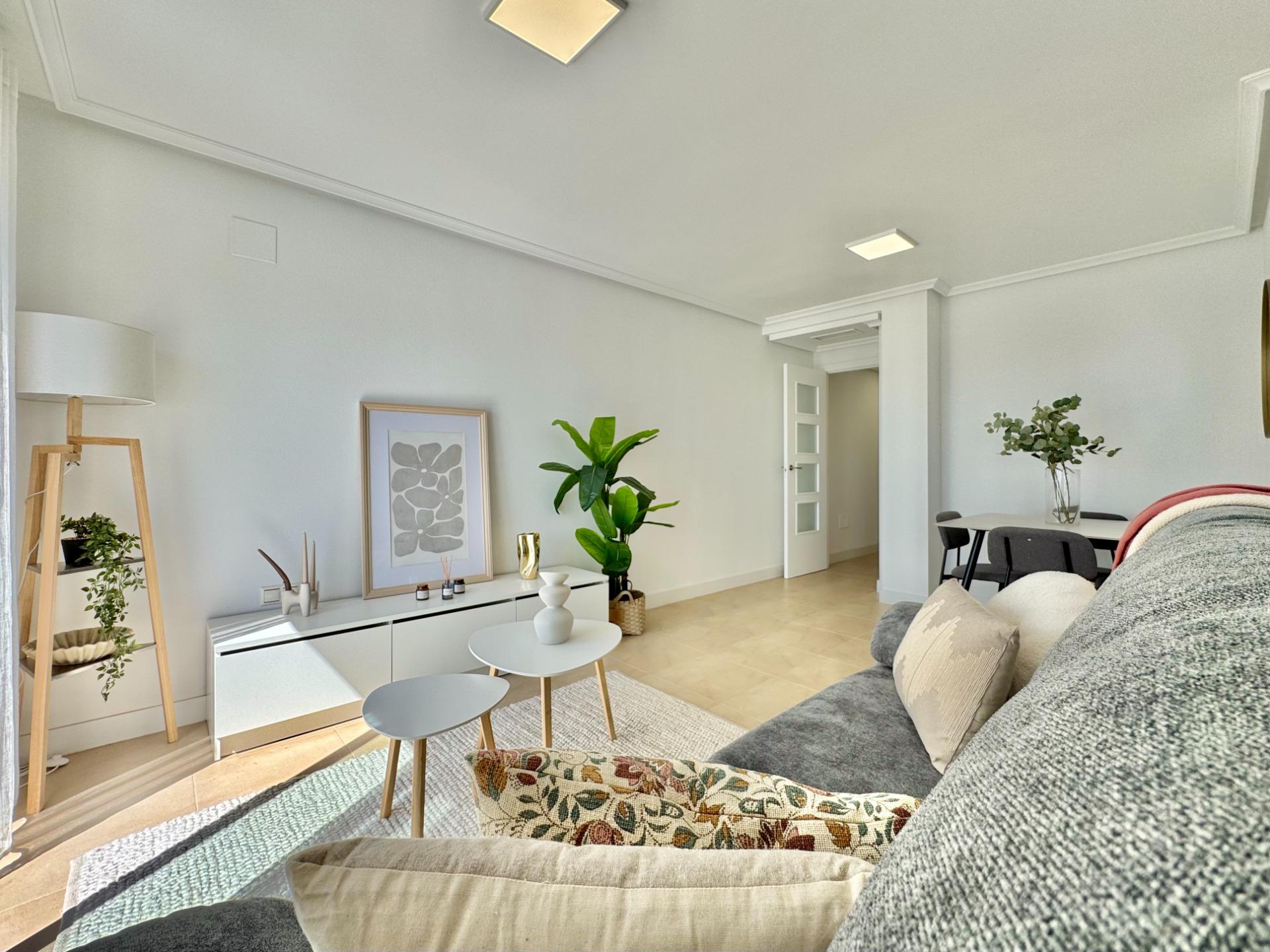 3 Bed, 2 Bath, ApartmentFor Sale, Torrevieja, Alicante