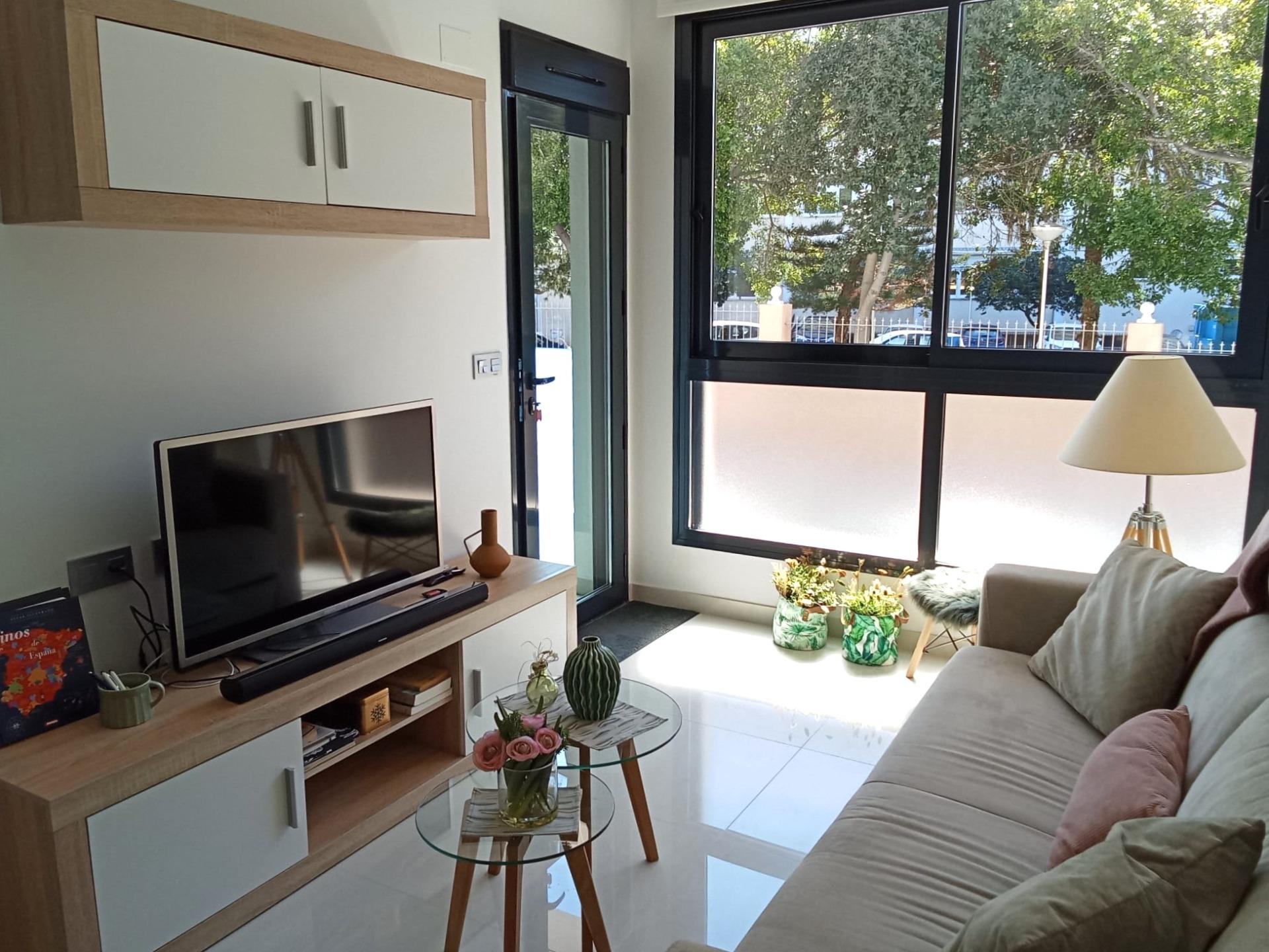 1 Bed, 1 Bath, ApartmentFor Sale, Torrevieja, Alicante