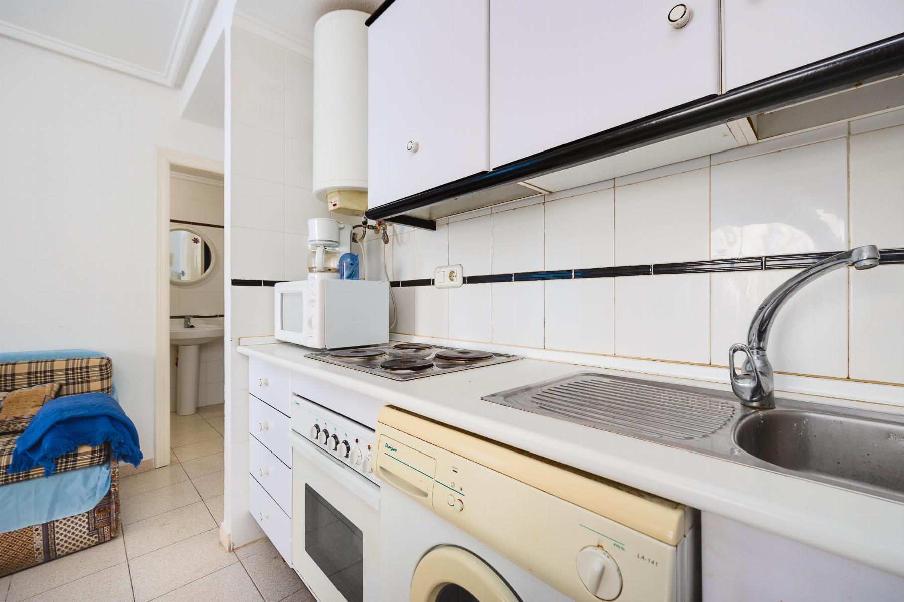 1 Bed, 1 Bath, ApartmentFor Sale, Torrevieja, Alicante