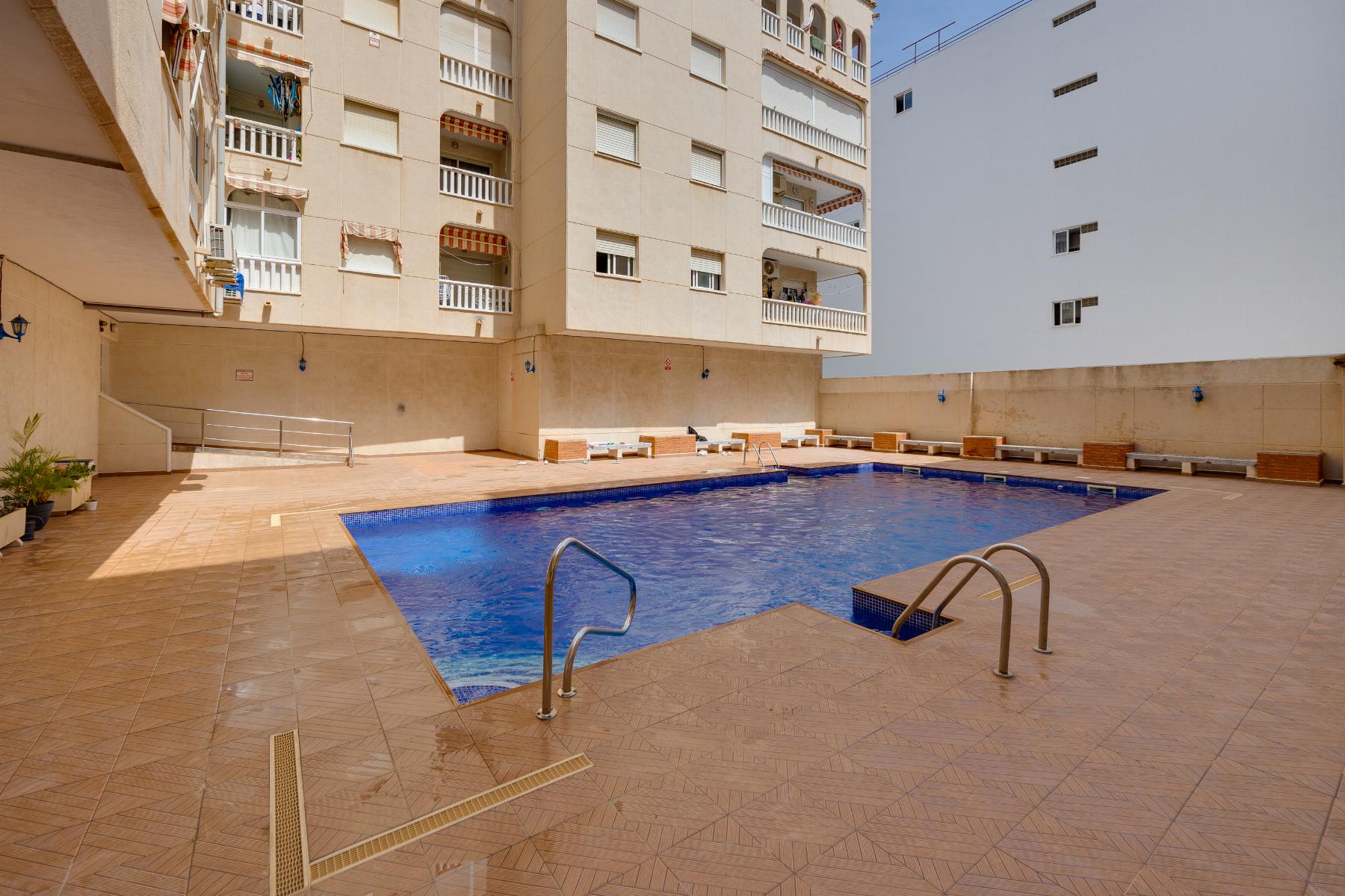 1 Bed, 1 Bath, ApartmentFor Sale, Torrevieja, Alicante