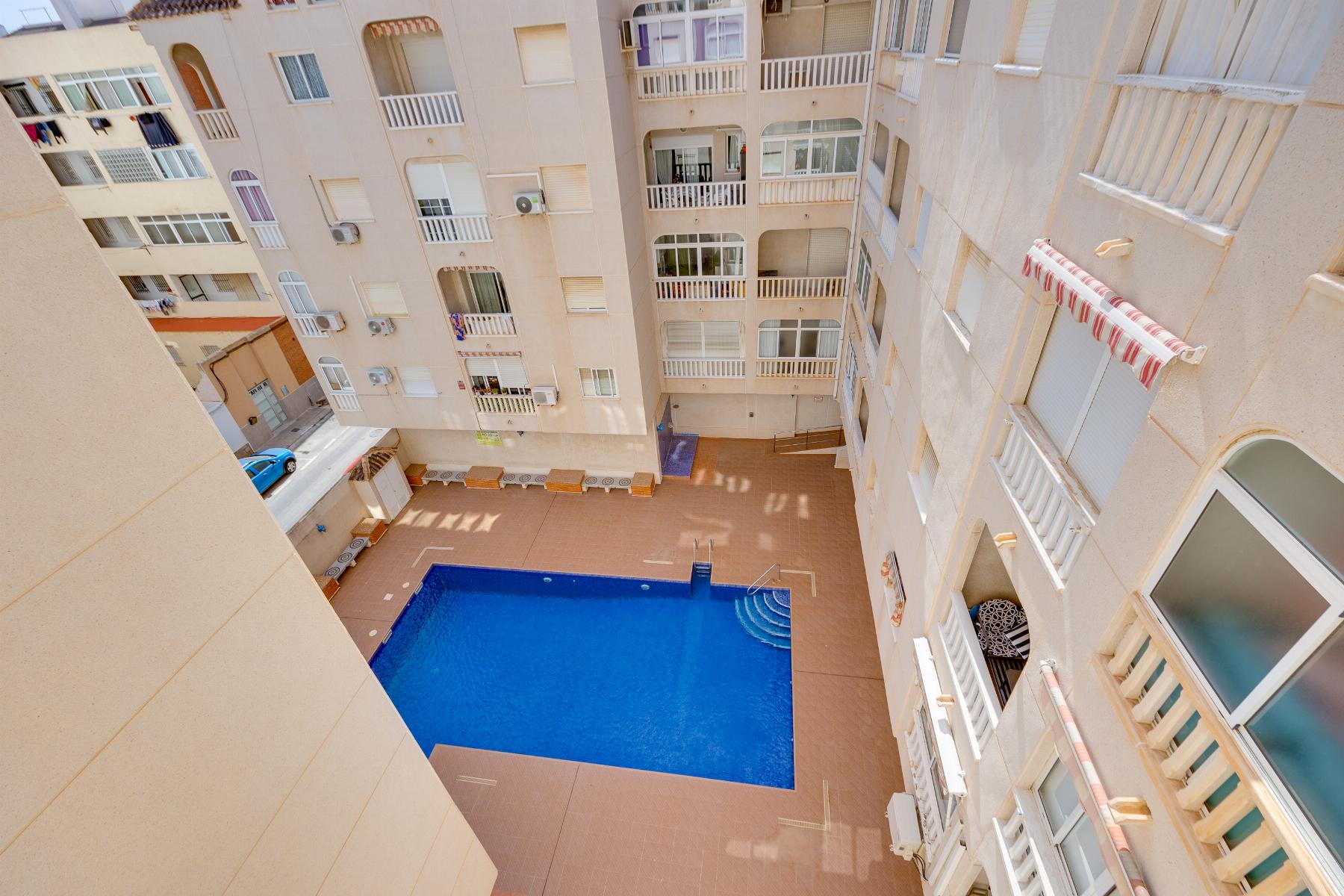 1 Bed, 1 Bath, ApartmentFor Sale, Torrevieja, Alicante