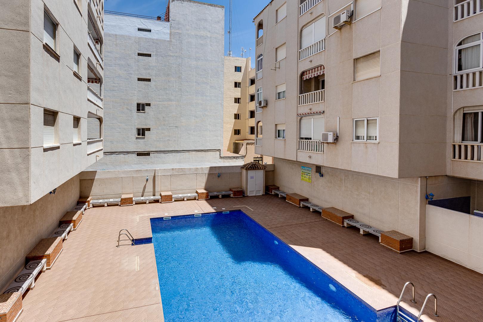 1 Bed, 1 Bath, ApartmentFor Sale, Torrevieja, Alicante