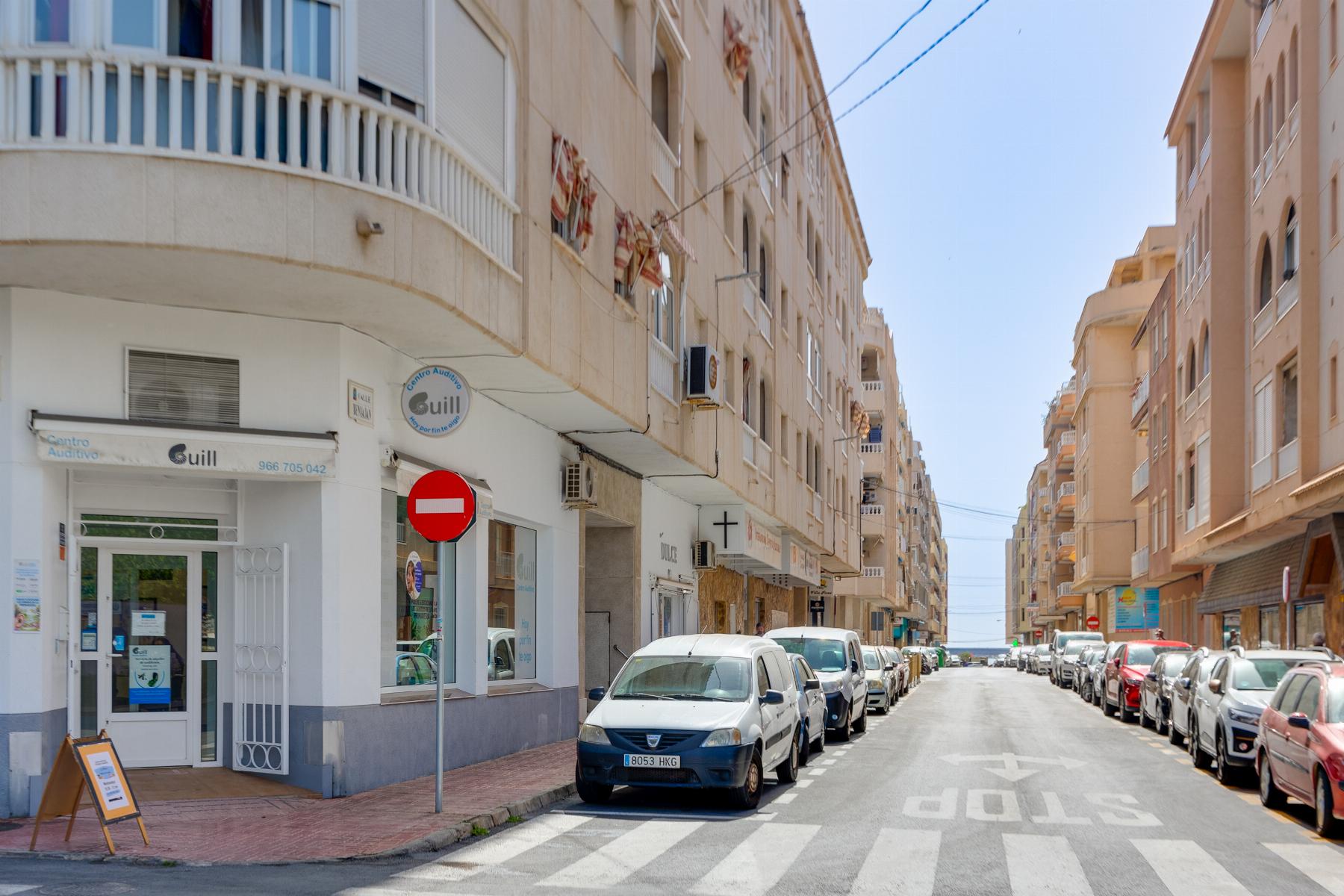 1 Bed, 1 Bath, ApartmentFor Sale, Torrevieja, Alicante