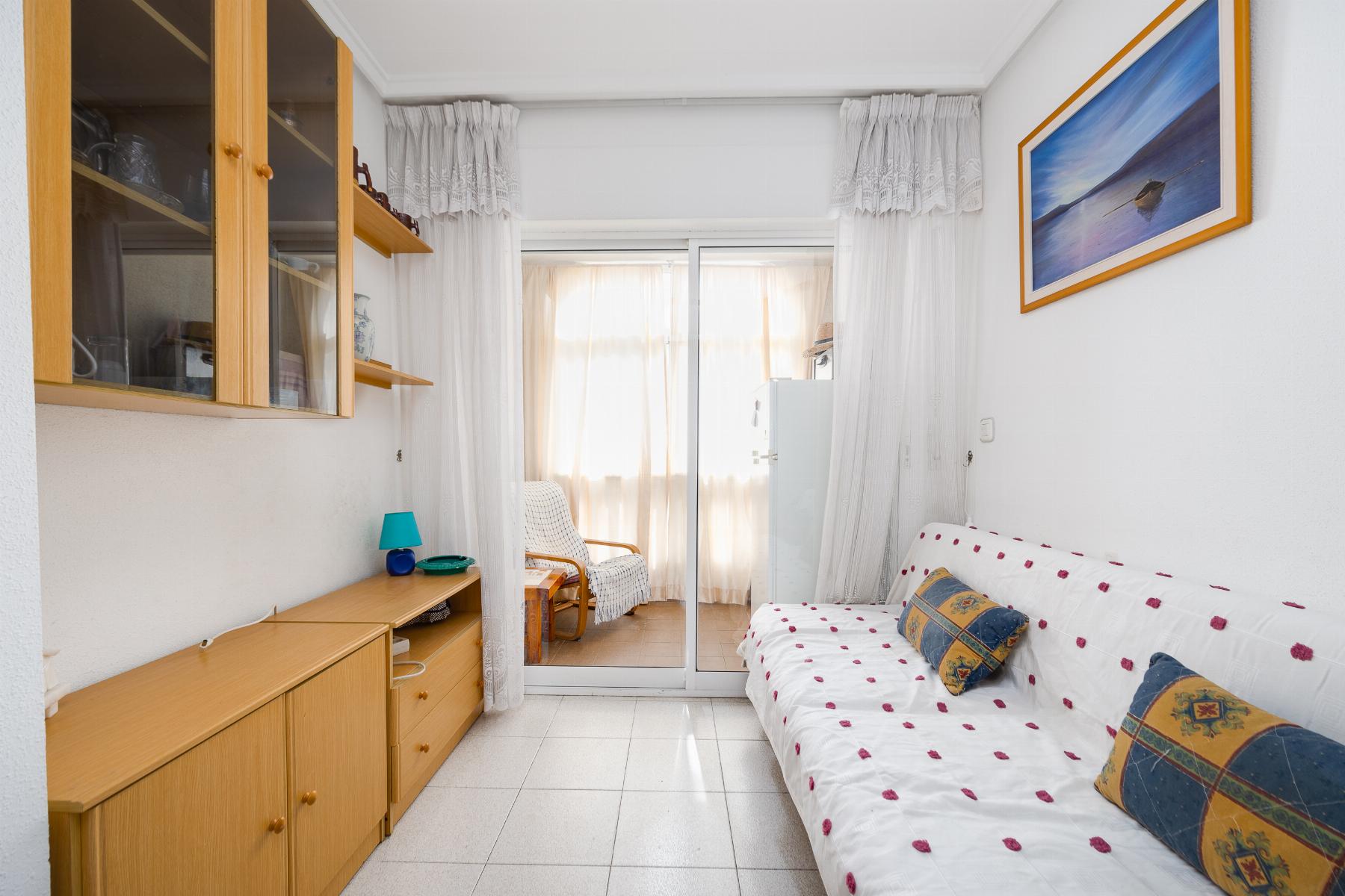 1 Bed, 1 Bath, ApartmentFor Sale, Torrevieja, Alicante