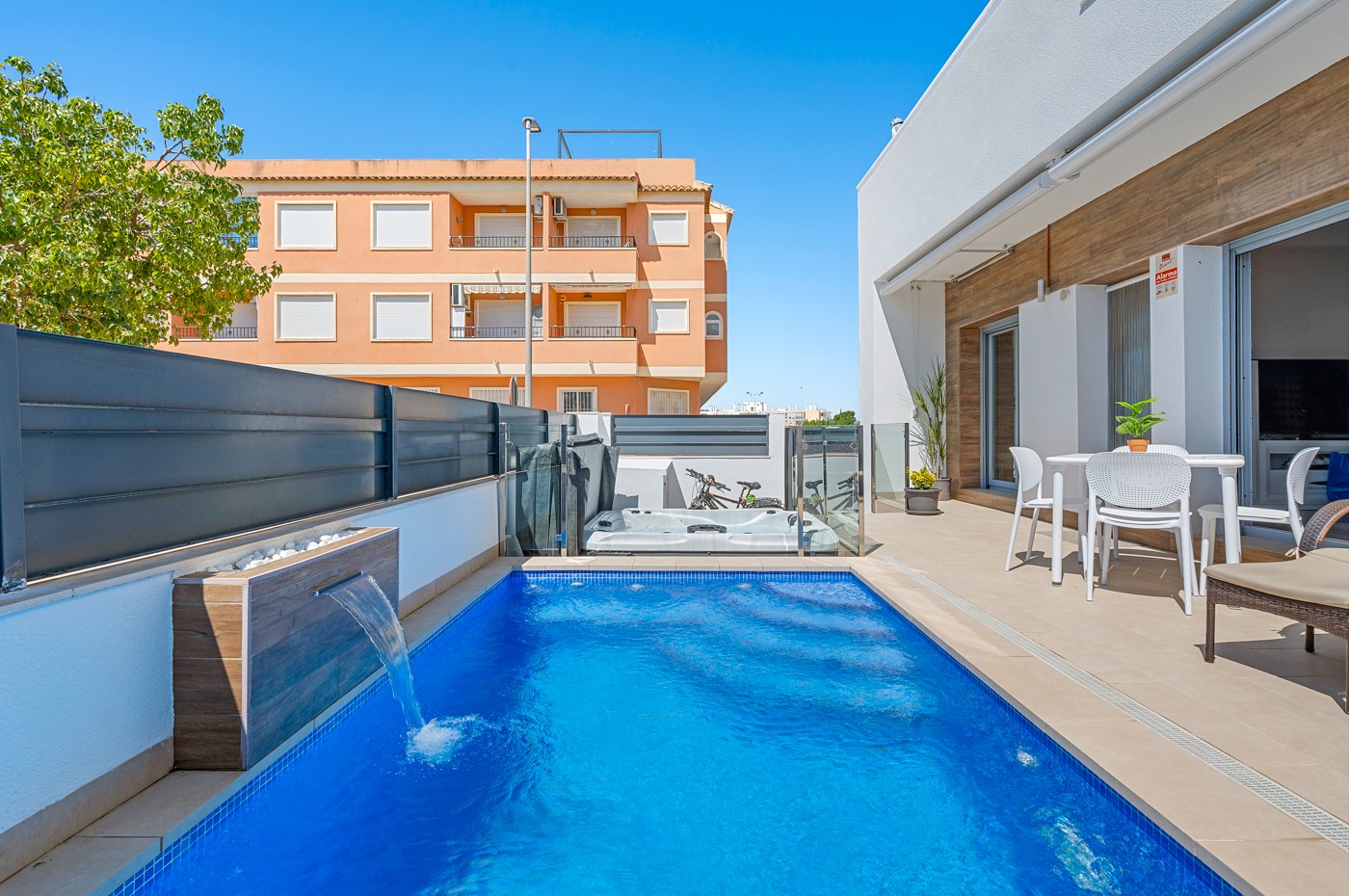 3 Bed, 2 Bath, HouseFor Sale, Formentera Del Segura, Alicante