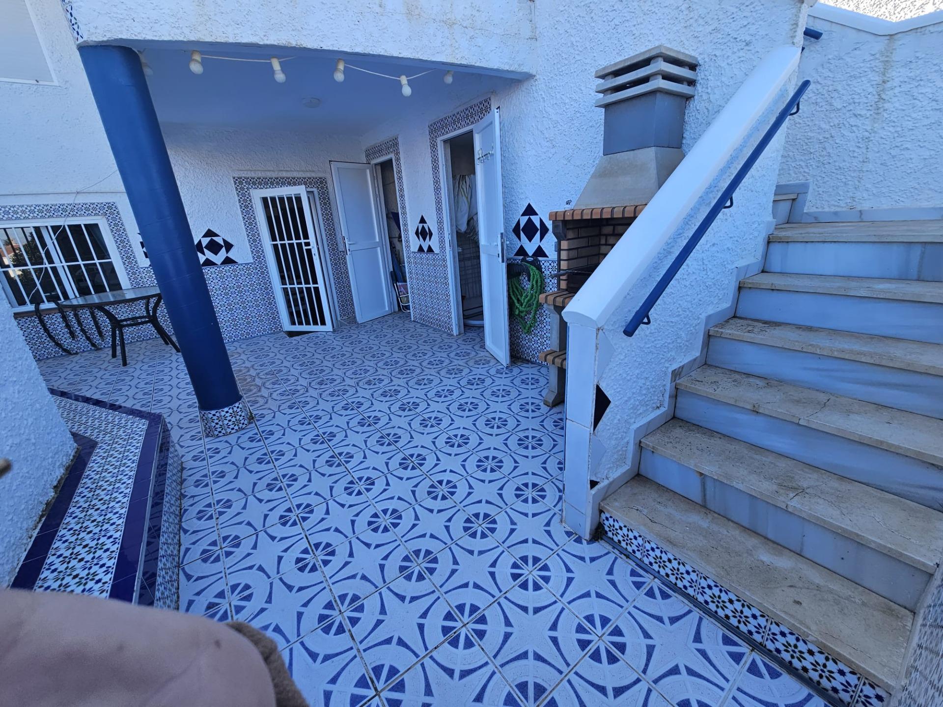 3 Bed, 2 Bath, ApartmentFor Sale, Torrevieja, Alicante