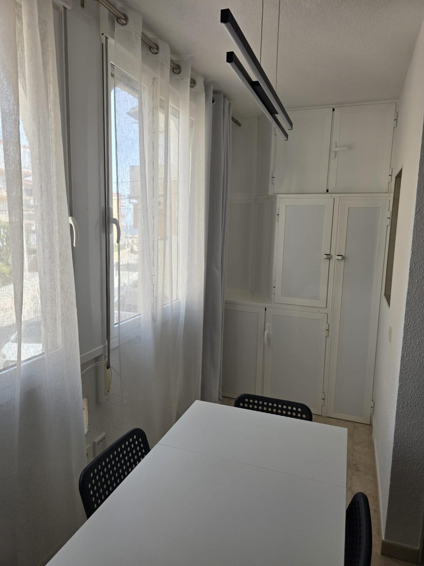 2 Bed, 1 Bath, ApartmentFor Sale, Torrevieja, Alicante