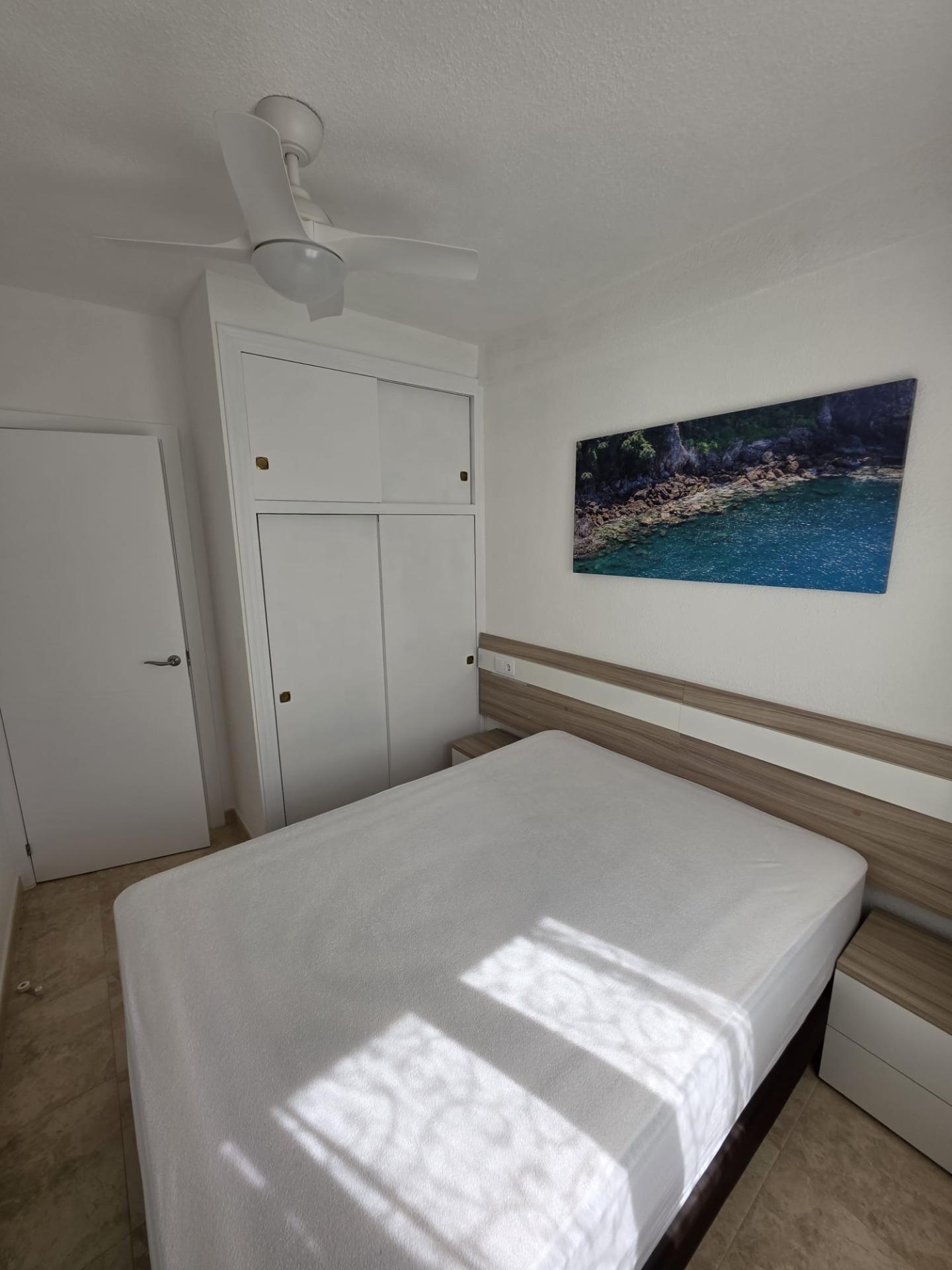 2 Bed, 1 Bath, ApartmentFor Sale, Torrevieja, Alicante