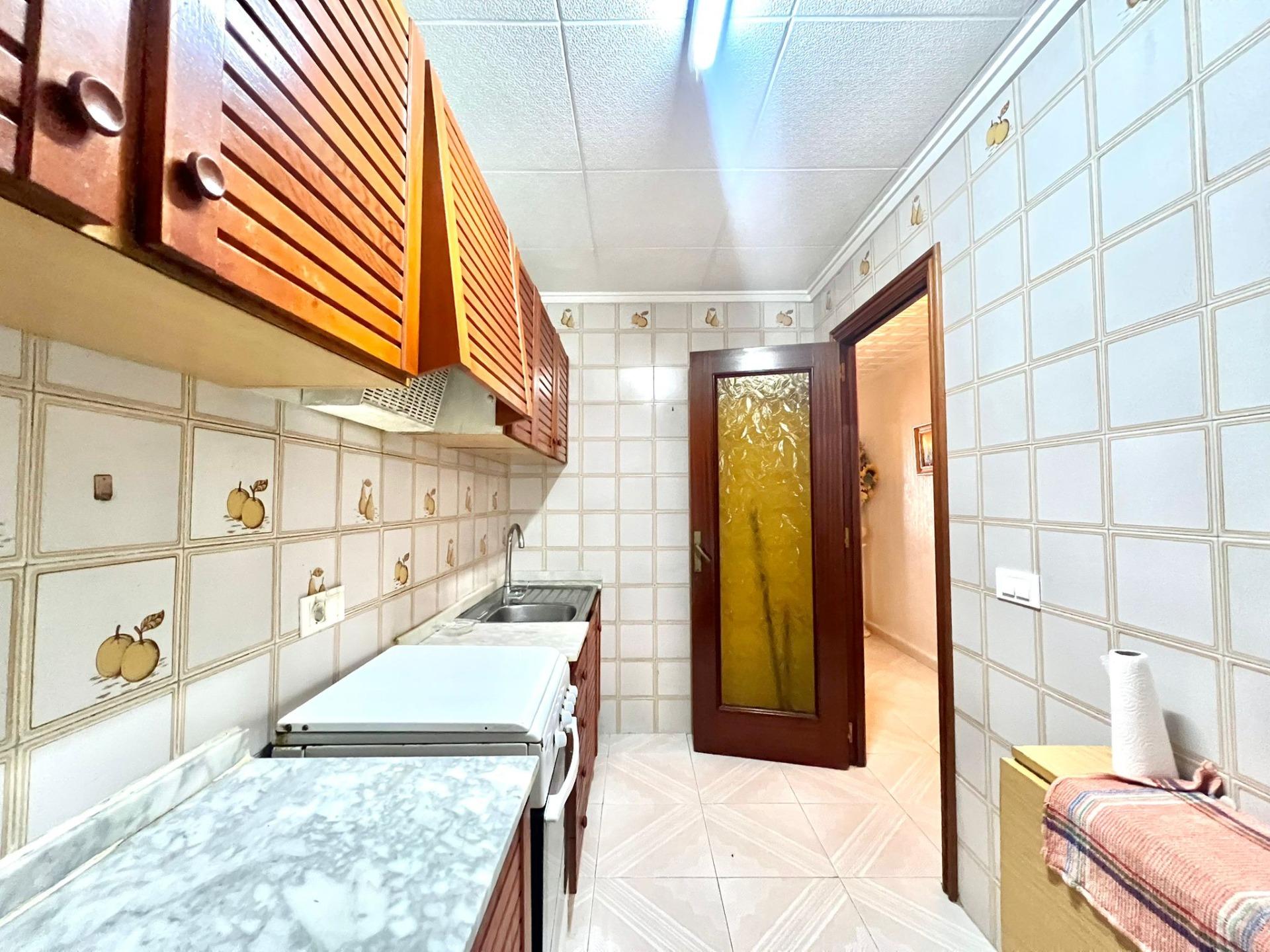 3 Bed, 1 Bath, ApartmentFor Sale, Torrevieja, Alicante