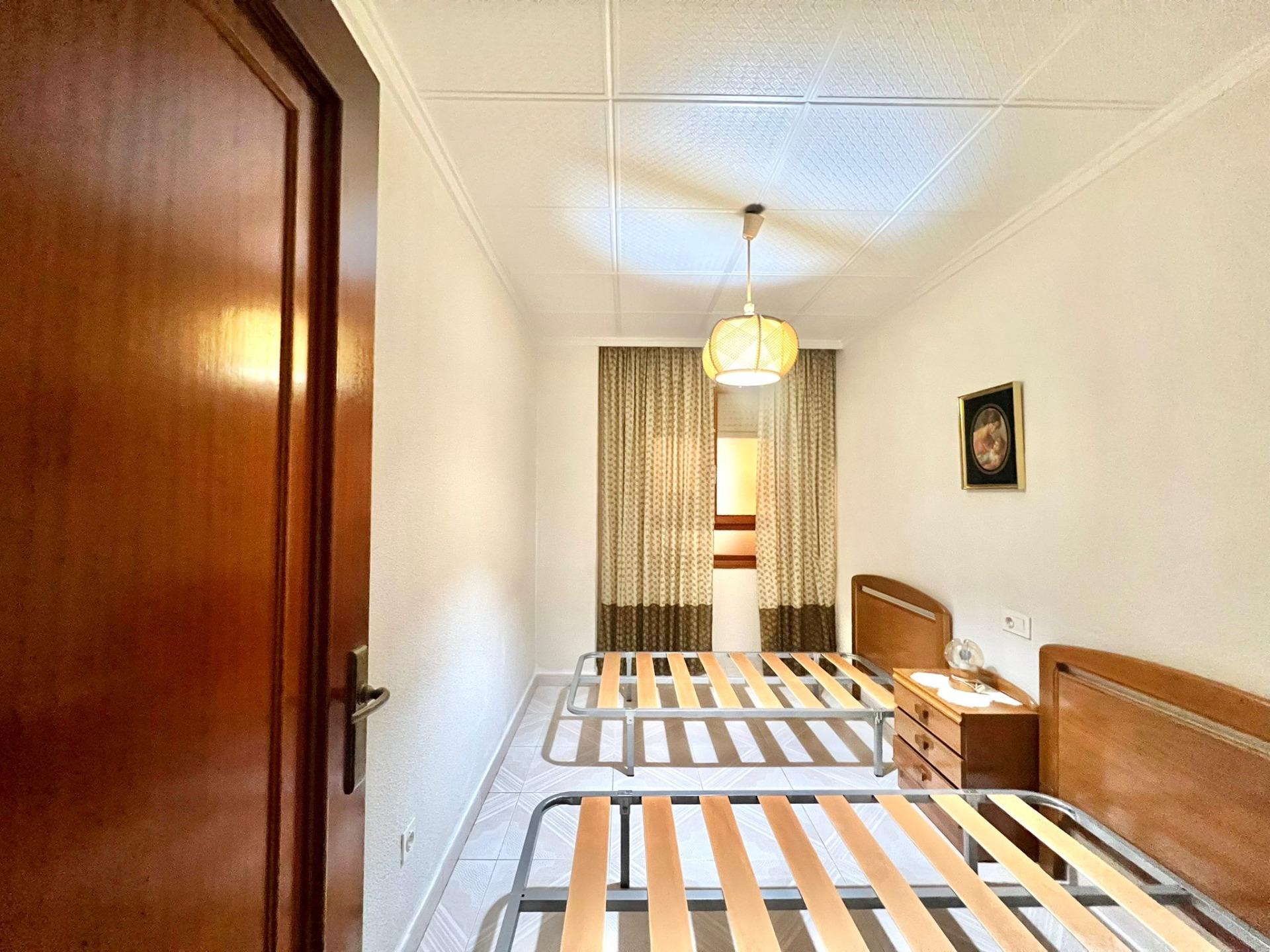 3 Bed, 1 Bath, ApartmentFor Sale, Torrevieja, Alicante