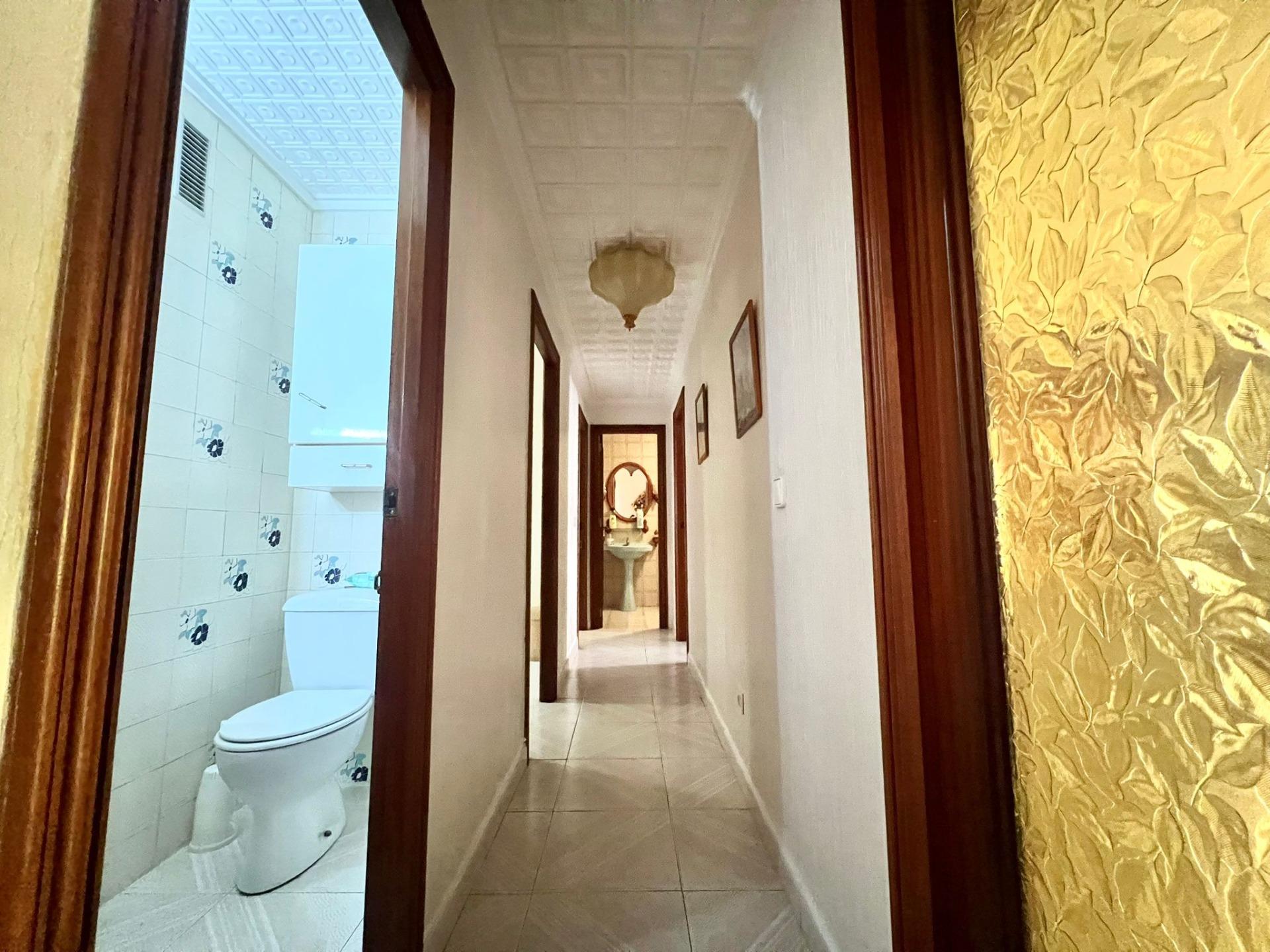 3 Bed, 1 Bath, ApartmentFor Sale, Torrevieja, Alicante