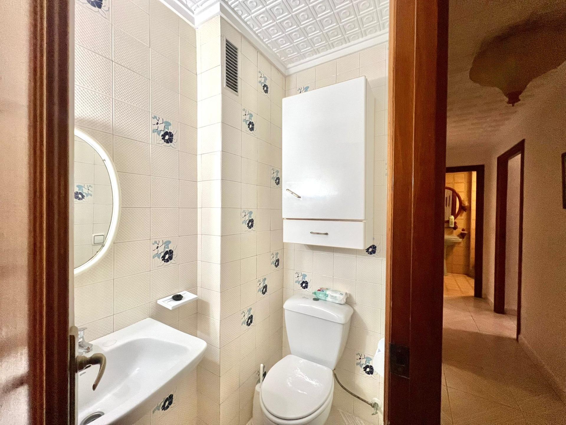 3 Bed, 1 Bath, ApartmentFor Sale, Torrevieja, Alicante