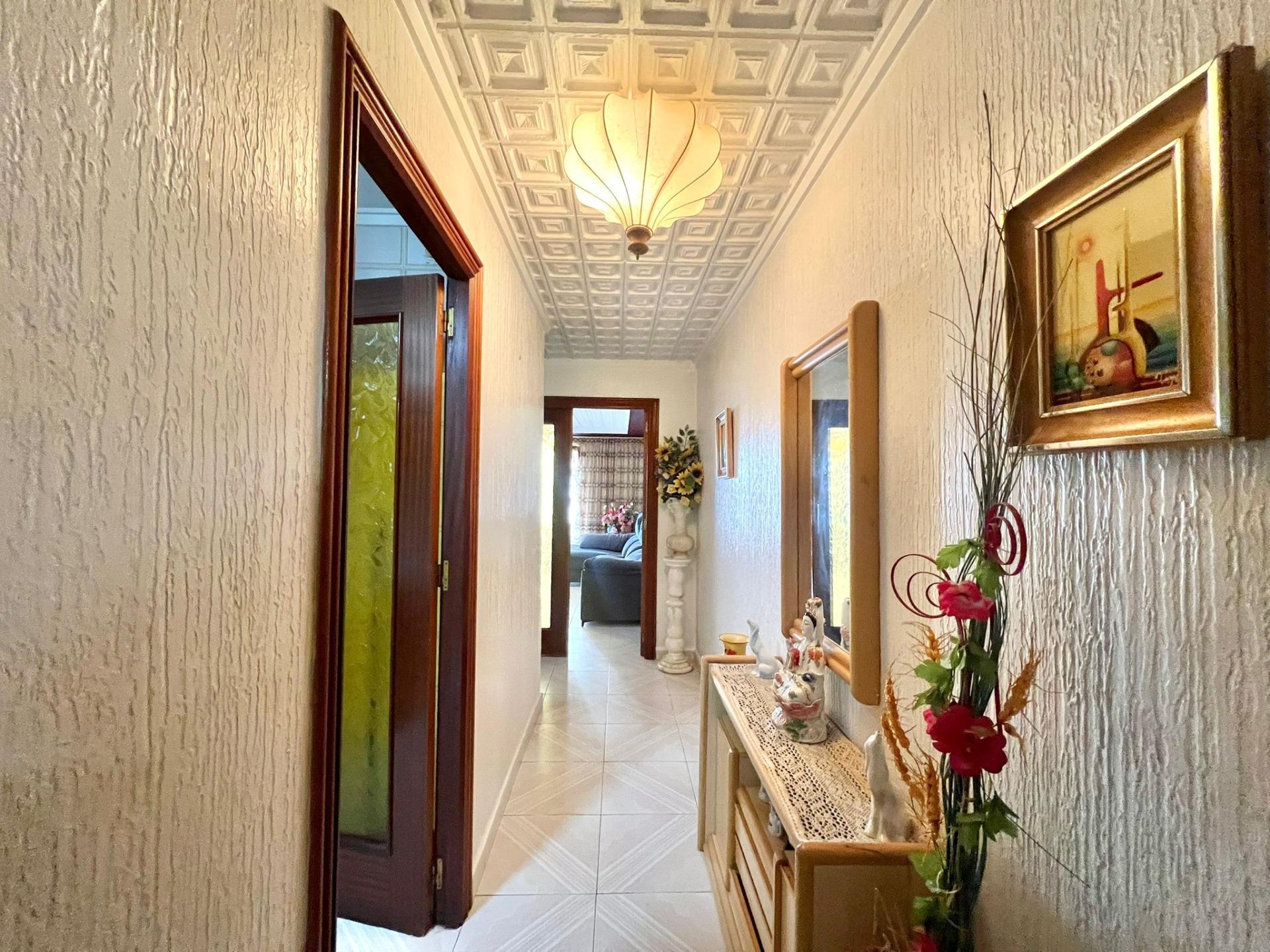 3 Bed, 1 Bath, ApartmentFor Sale, Torrevieja, Alicante