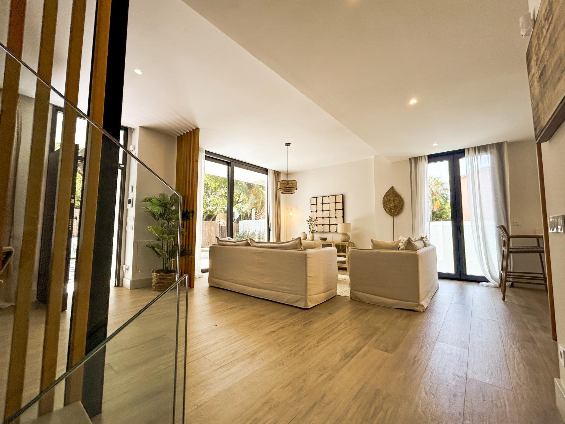 3 Bed, 3 Bath, HouseFor Sale, Malaga, Malaga