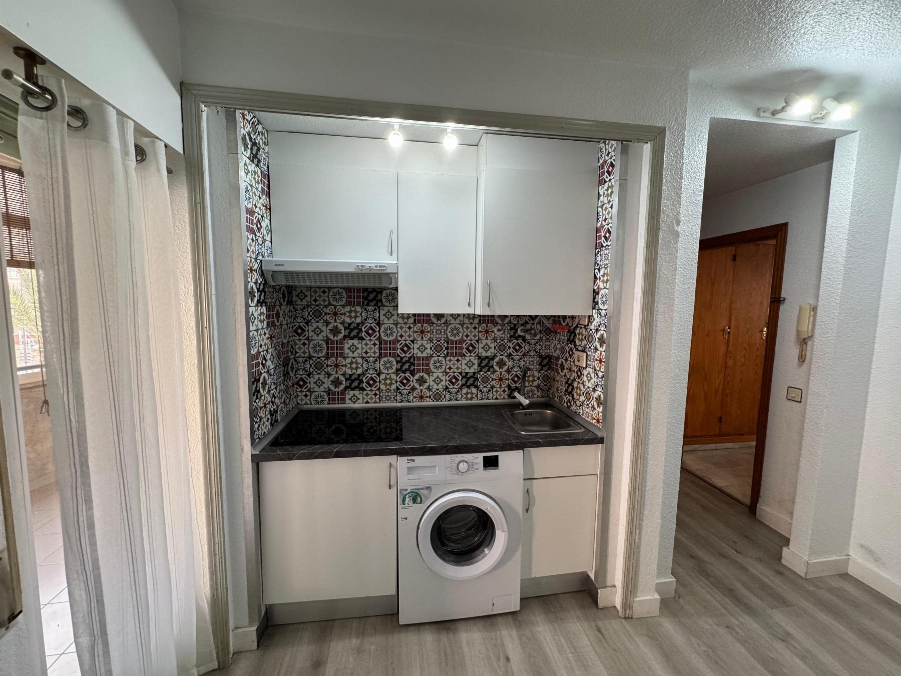 1 Bath, ApartmentFor Sale, Torrevieja, Alicante