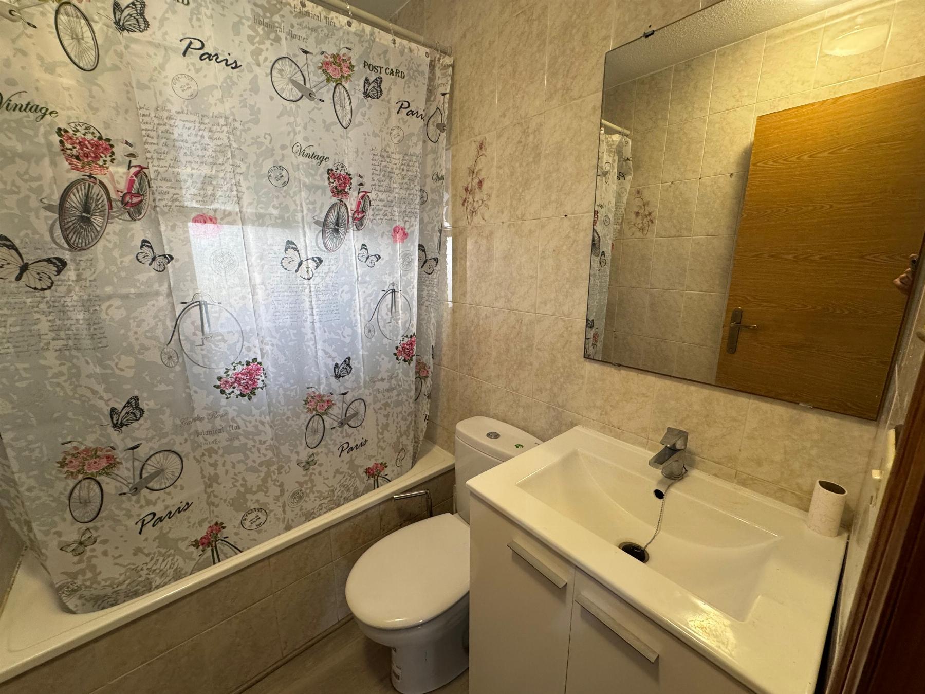 1 Bath, ApartmentFor Sale, Torrevieja, Alicante