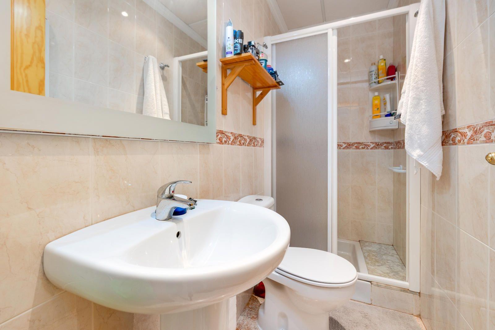 3 Bed, 2 Bath, ApartmentFor Sale, Torrevieja, Alicante