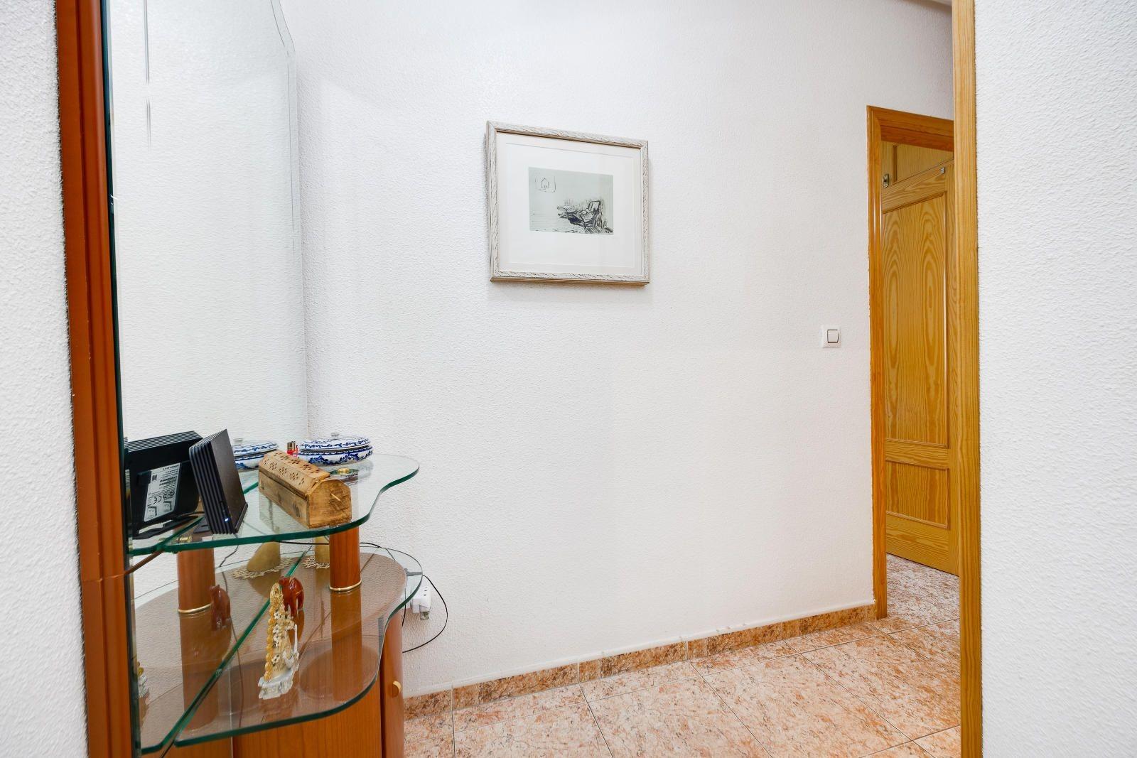 3 Bed, 2 Bath, ApartmentFor Sale, Torrevieja, Alicante