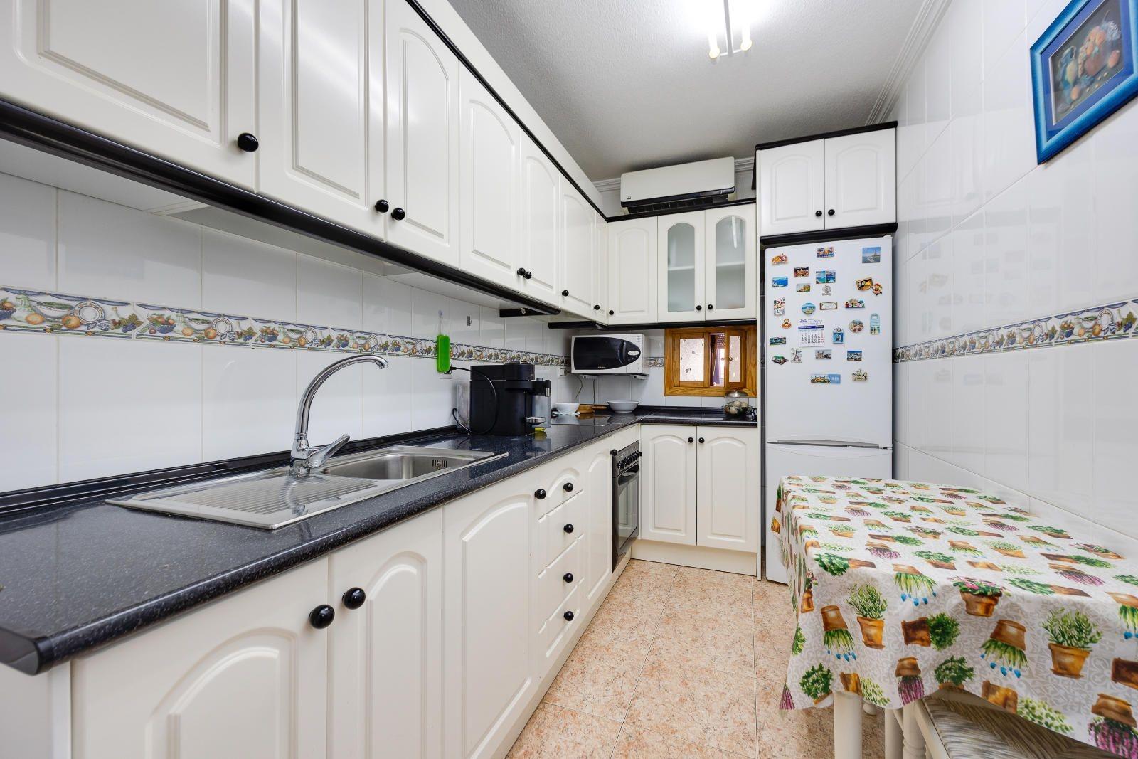 3 Bed, 2 Bath, ApartmentFor Sale, Torrevieja, Alicante