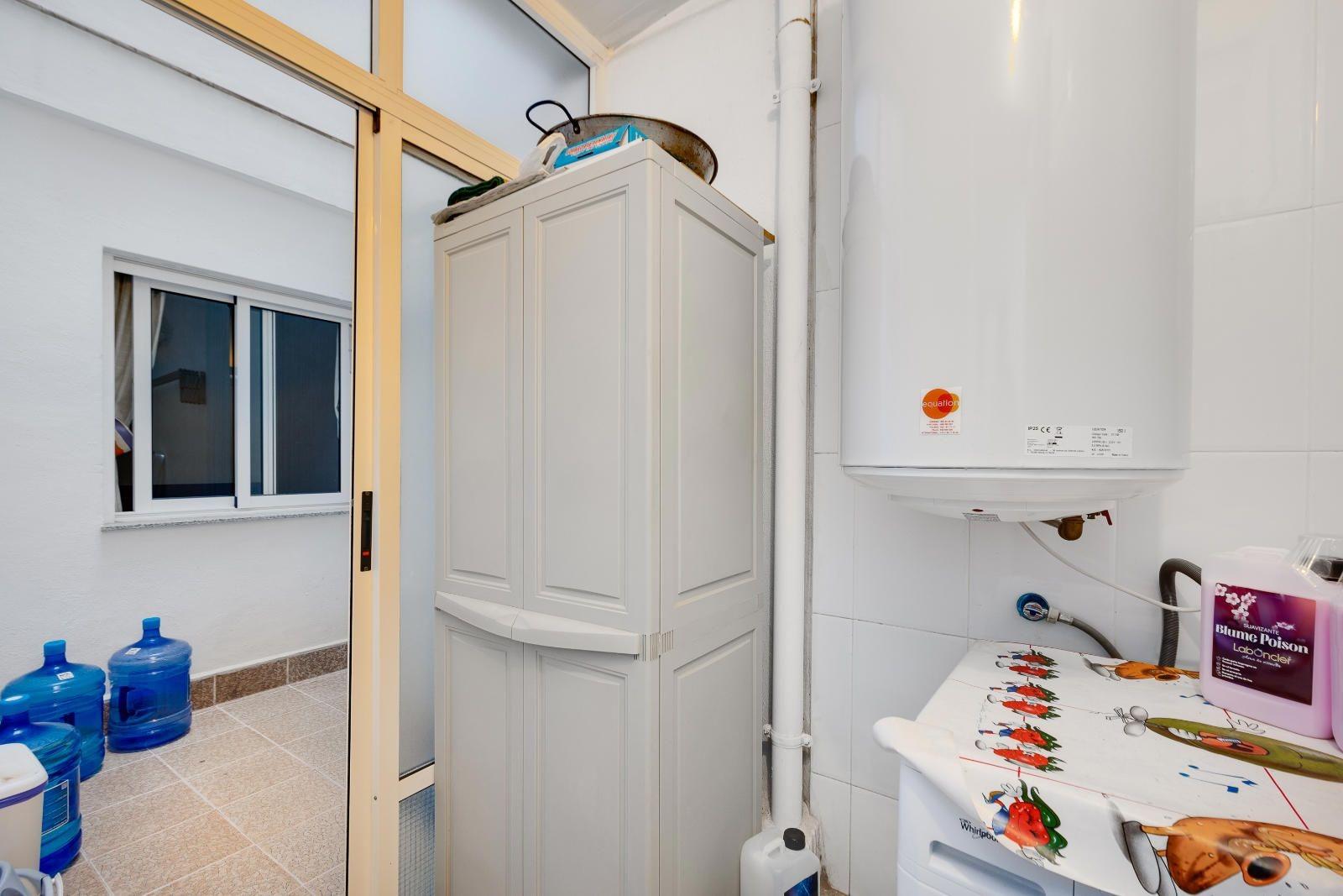 3 Bed, 2 Bath, ApartmentFor Sale, Torrevieja, Alicante