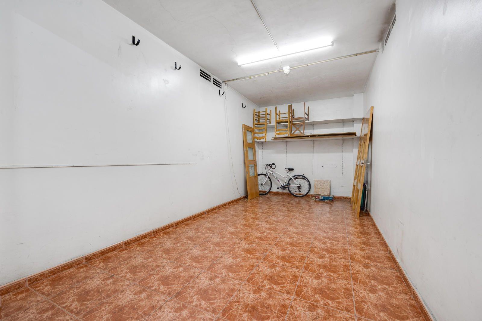 3 Bed, 2 Bath, ApartmentFor Sale, Torrevieja, Alicante