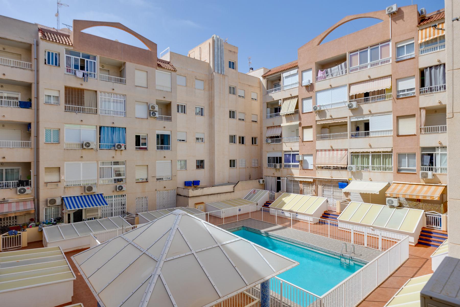 1 Bed, 1 Bath, ApartmentFor Sale, Torrevieja, Alicante