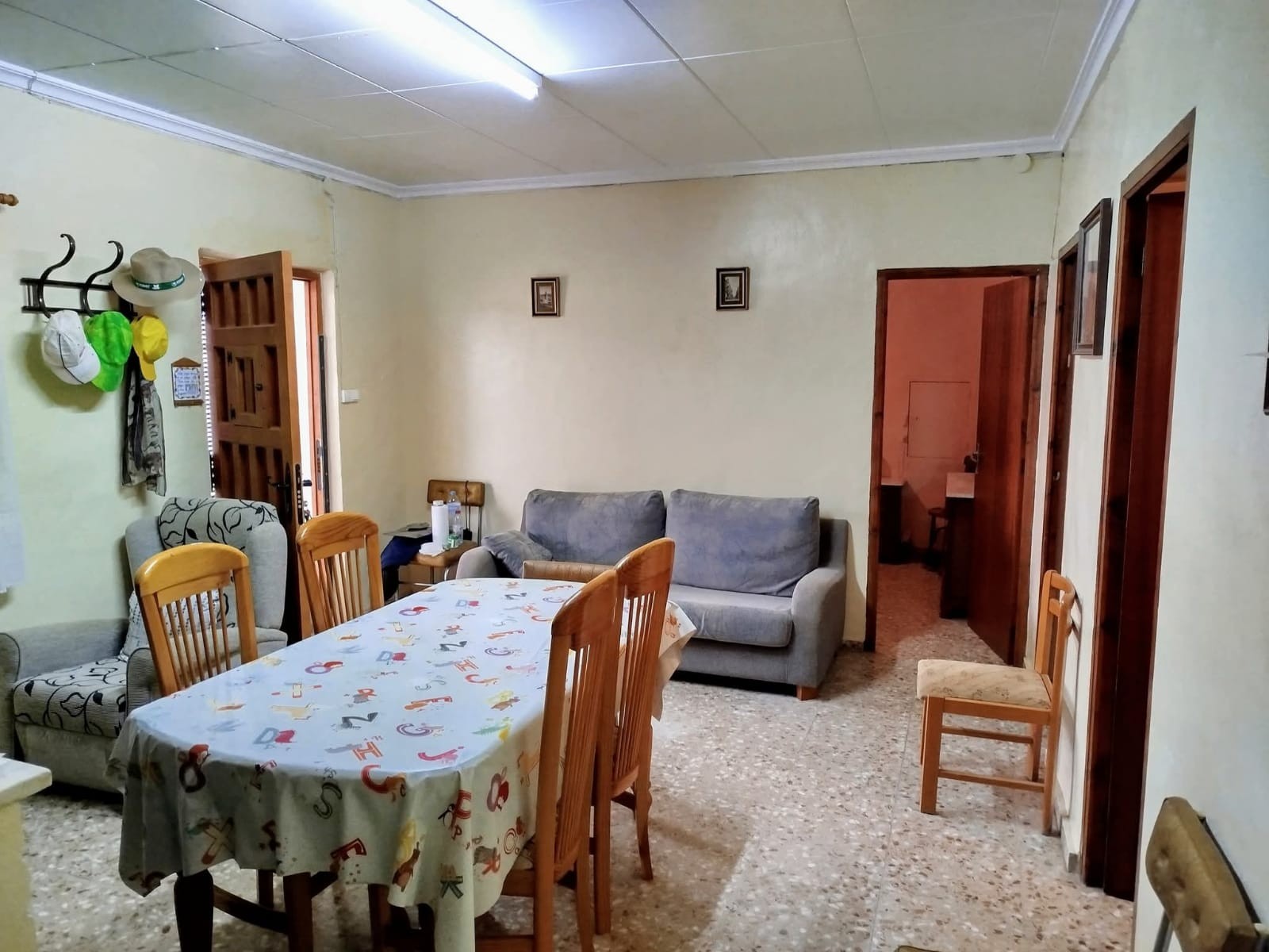3 Bed, 1 Bath, HouseFor Sale, Yecla, Murcia