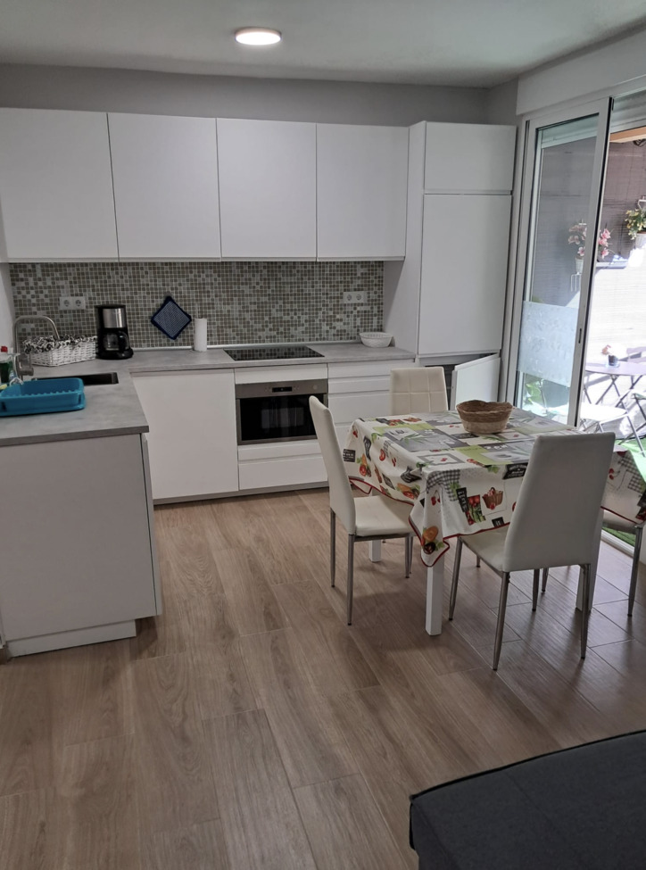3 Bed, 1 Bath, ApartmentFor Sale, Villajoyosa, Alicante