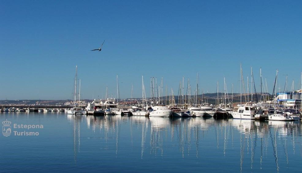 2 Bed, 1 Bath, ApartmentFor Sale, Estepona, Malaga