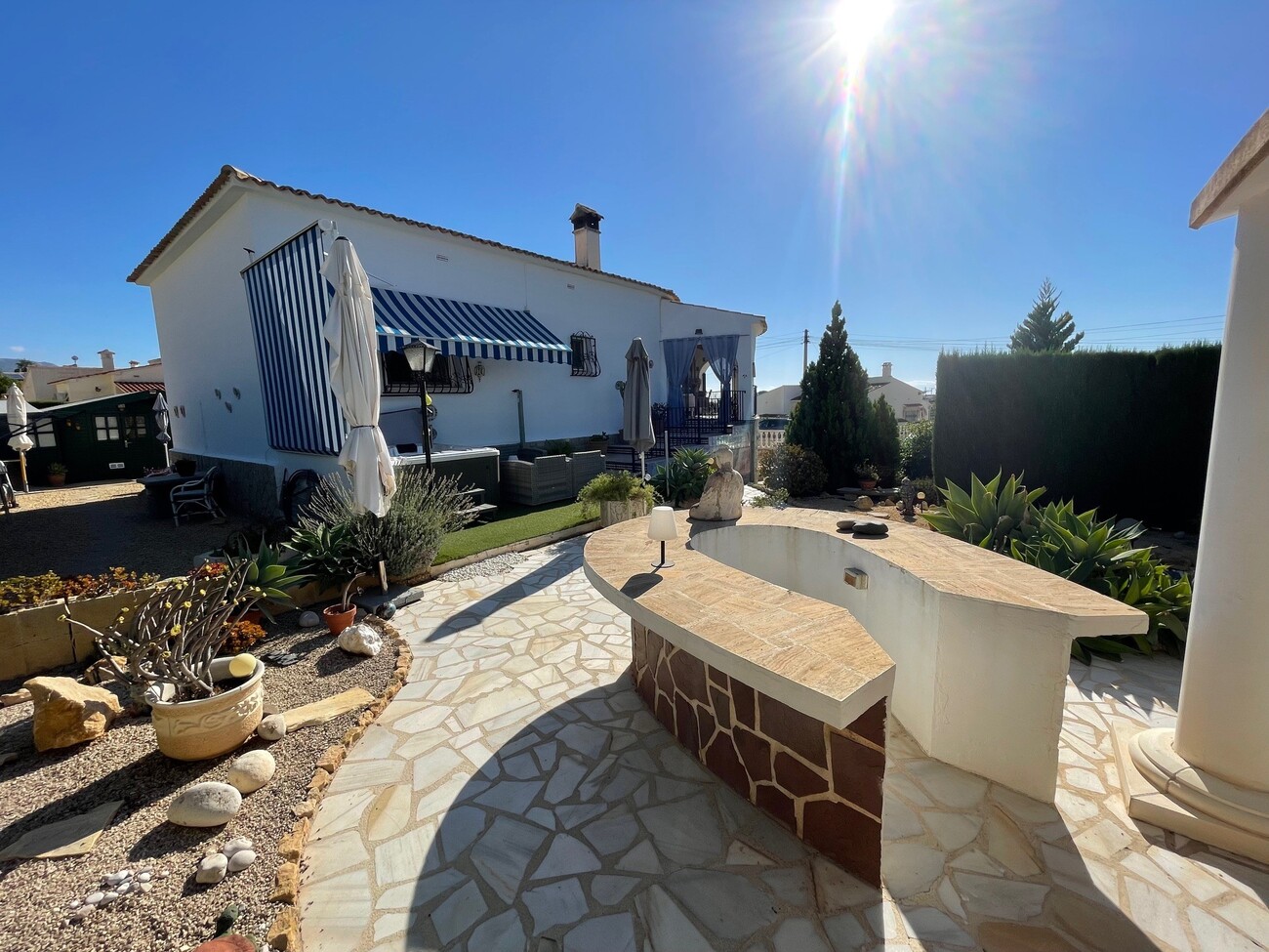 2 Bed, 1 Bath, HouseFor Sale, Alfas del Pi, Alicante