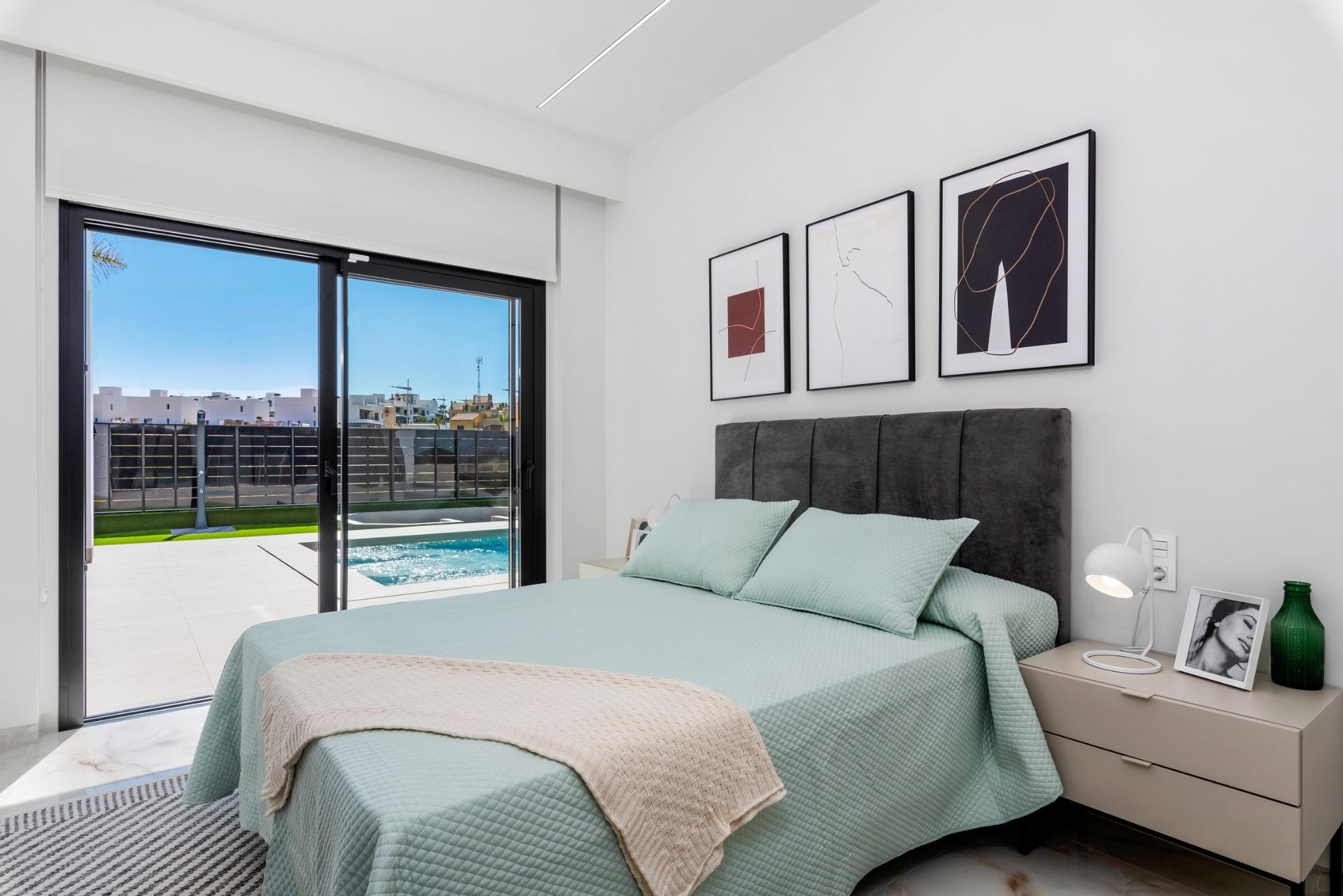 3 Bed, 2 Bath, HouseFor Sale, Algorfa, Alicante