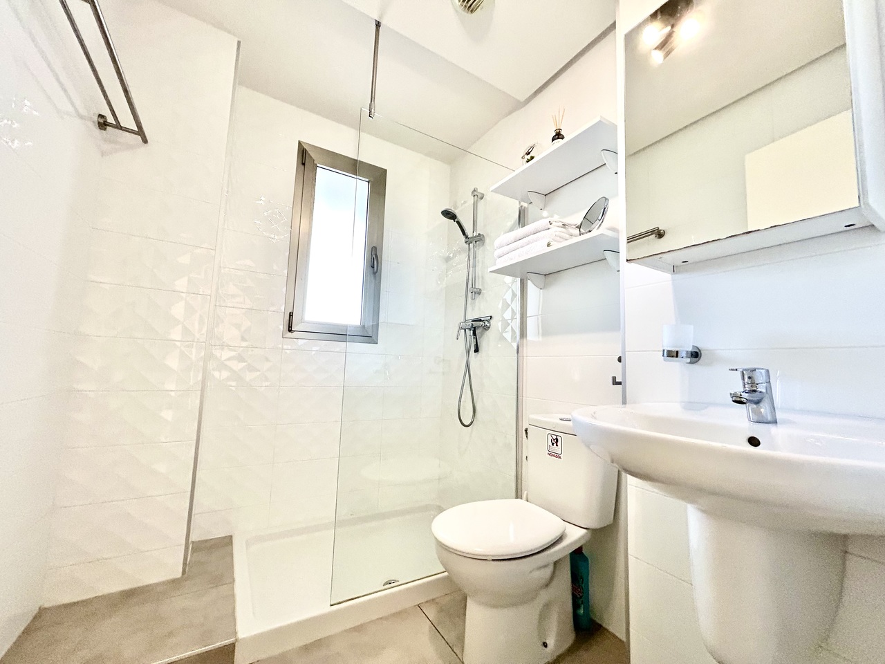 2 Bed, 2 Bath, ApartmentFor Sale, Los Dolses, Alicante