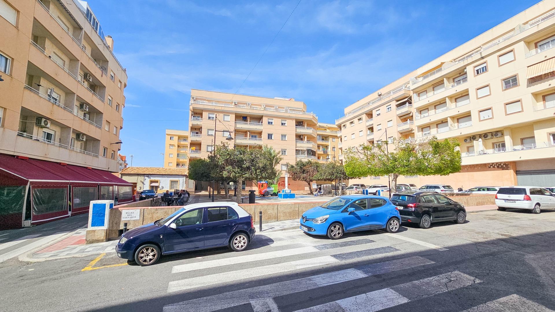 2 Bed, 1 Bath, ApartmentFor Sale, Torrevieja, Alicante