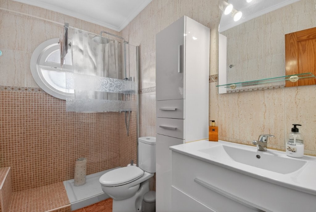 3 Bed, 2 Bath, HouseFor Sale, Playa Flamenca, Alicante