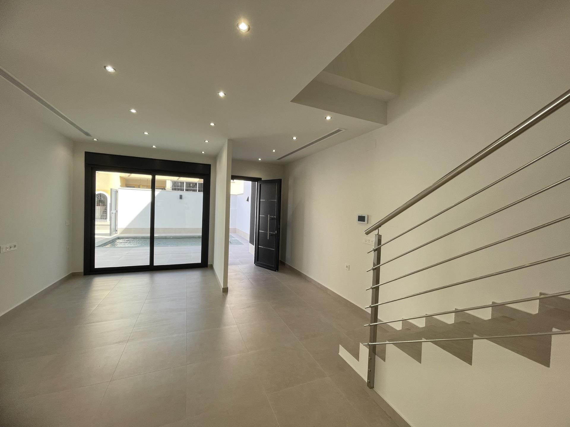 3 Bed, 3 Bath, HouseFor Sale, Almoradi, Alicante