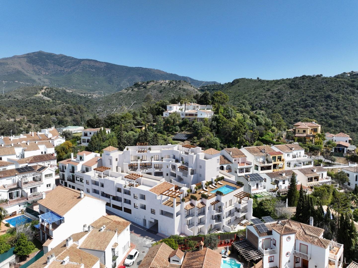 3 Bed, 2 Bath, ApartmentFor Sale, Benahavis, Malaga