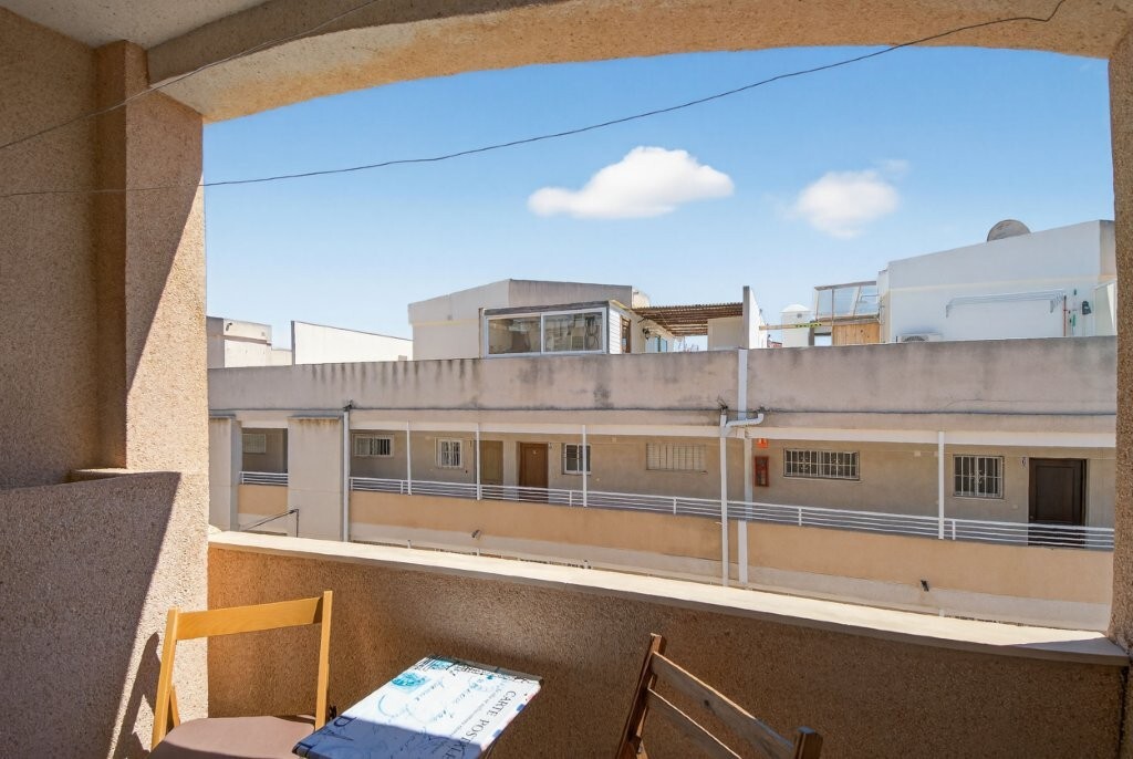 2 Bed, 1 Bath, ApartmentFor Sale, Torrevieja, Alicante